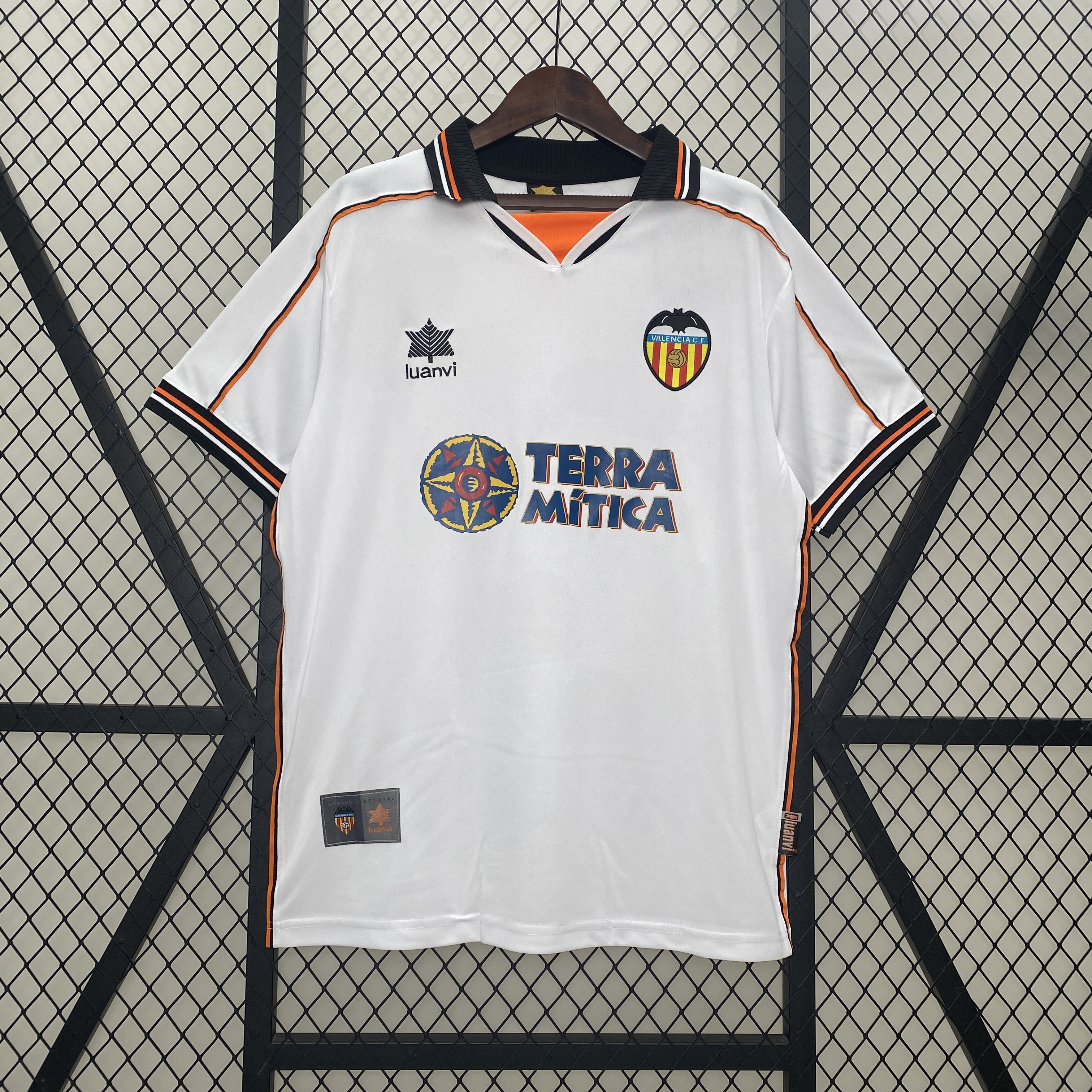 AlphaJersey-Retro Valencia 1999-00 Home Jersey