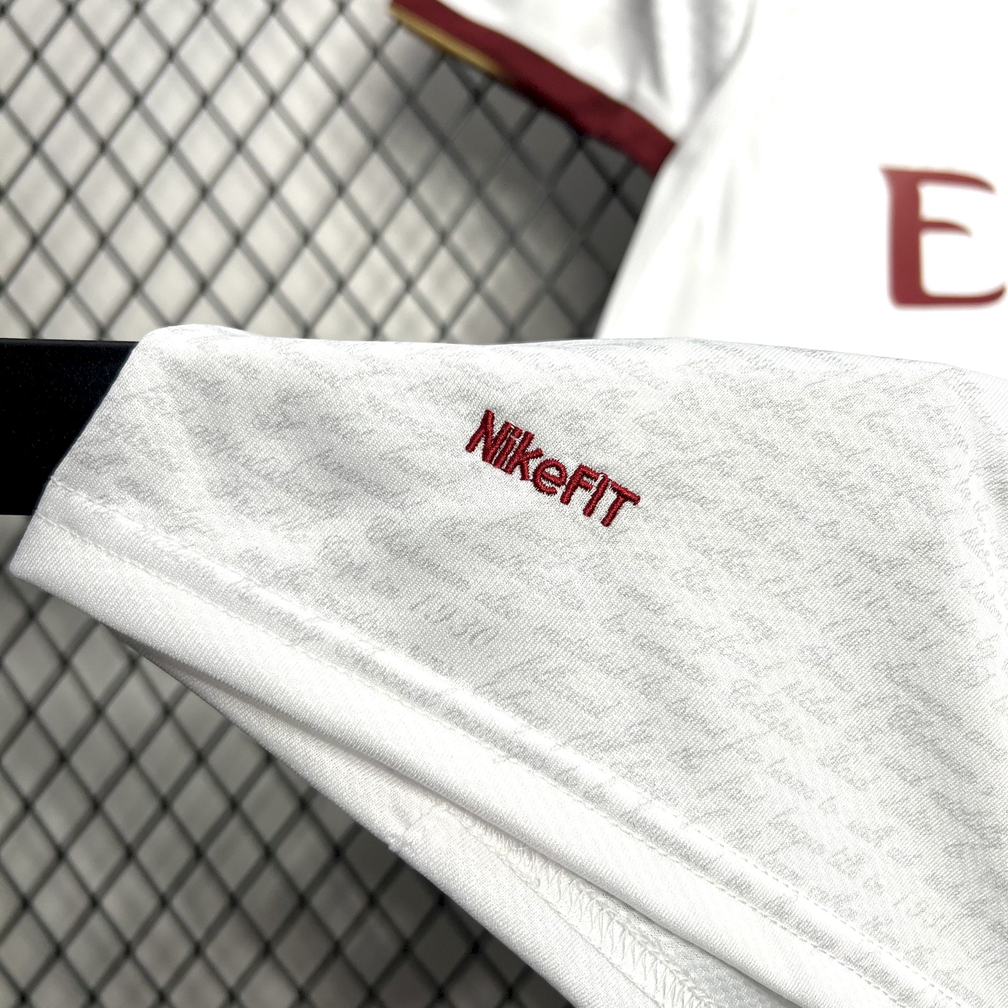 AlphaJersey-Retro Arsenal 2007-08 Away Jersey