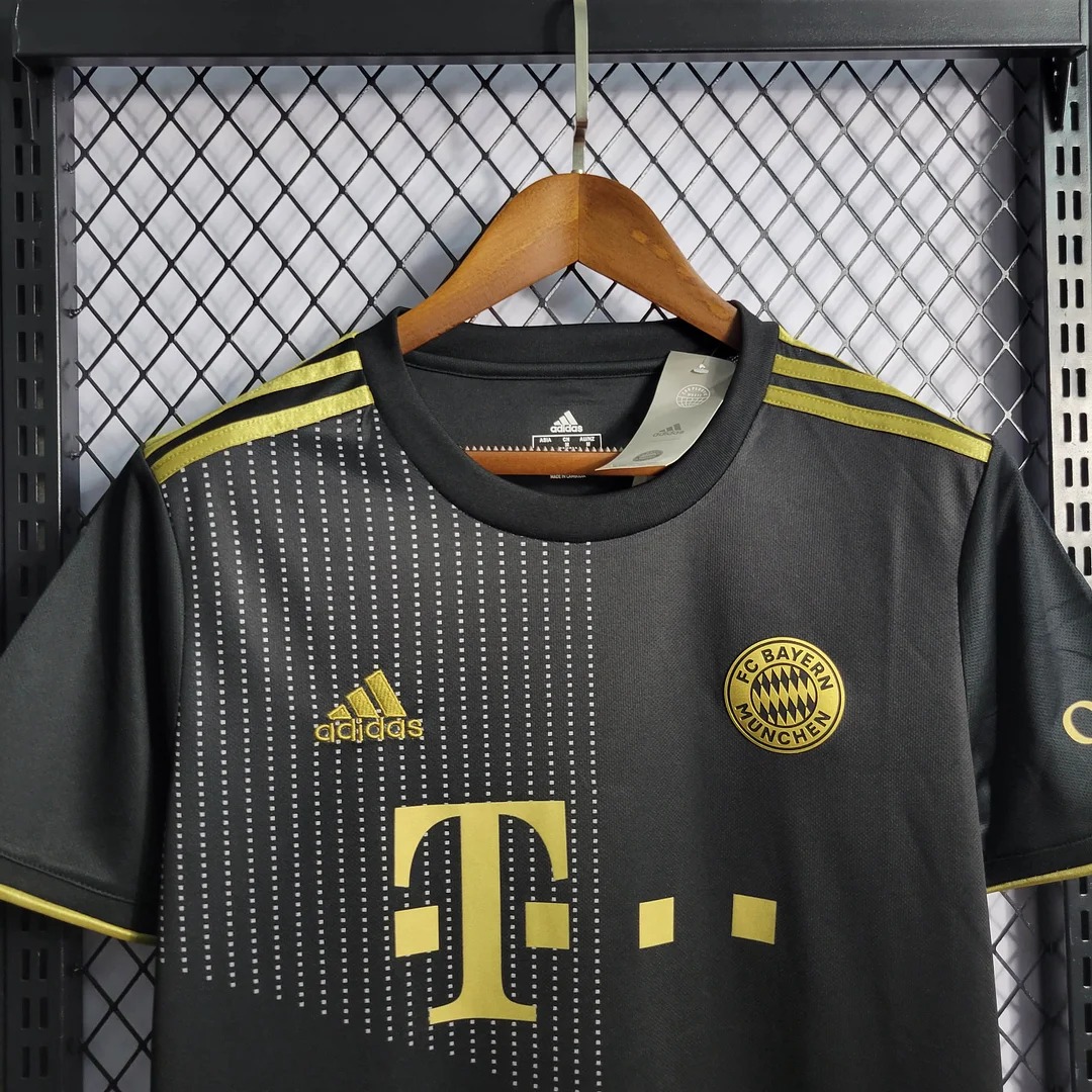 AlphaJersey-Retro Bayern Munich 21-22 Away Stadium Jersey