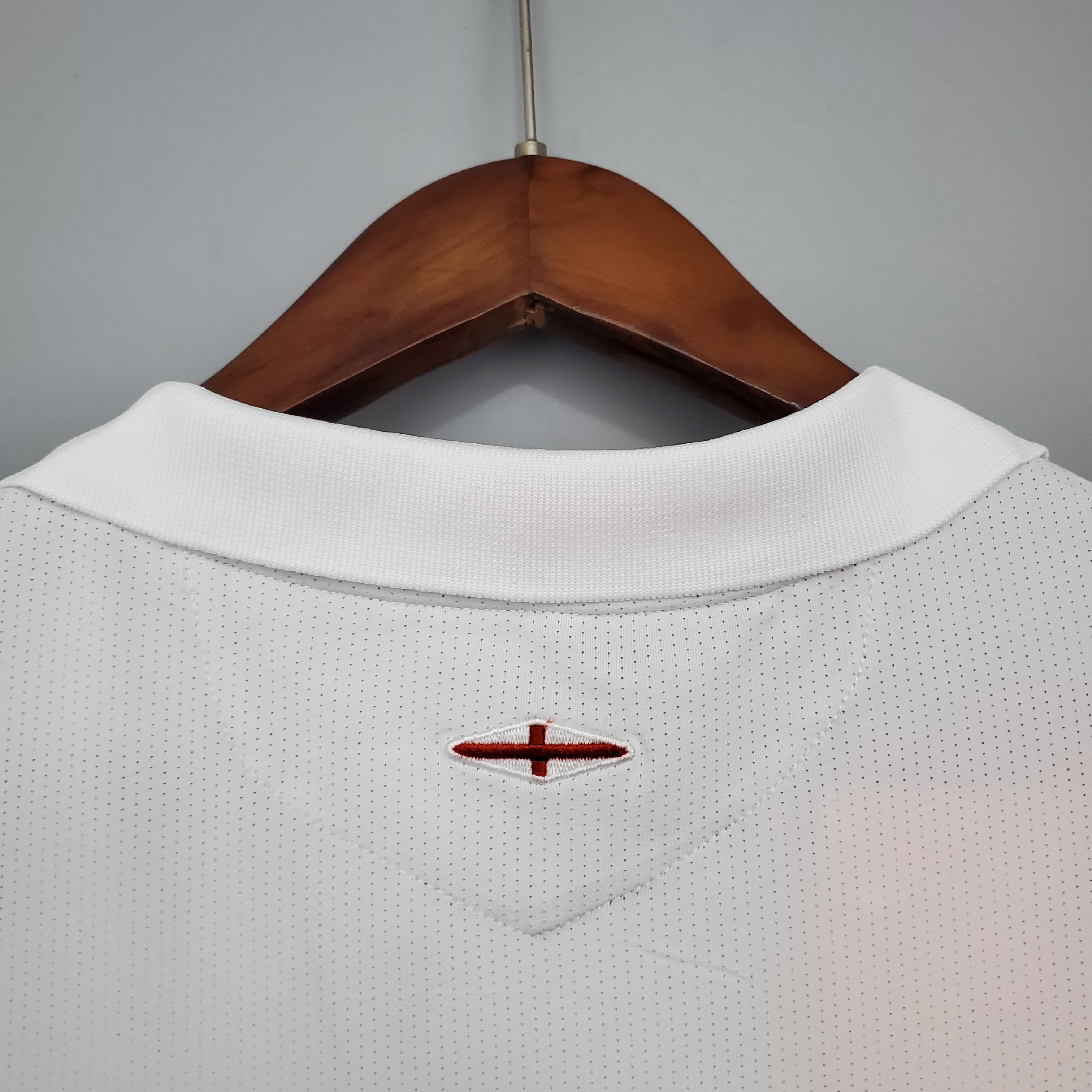 AlphaJersey-Retro England 2006 Home Stadium Jersey