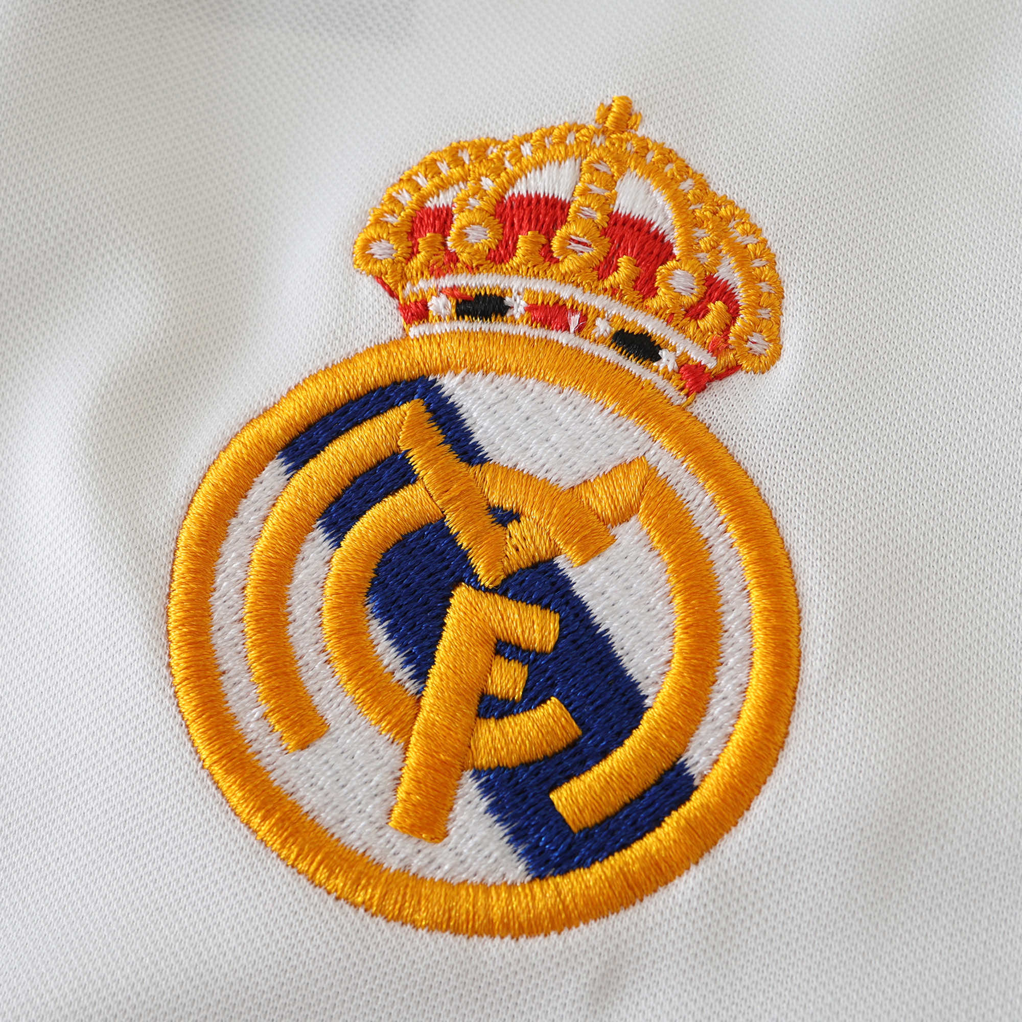 AlphaJersey-Retro Real Madrid 2001-02 Home Jersey