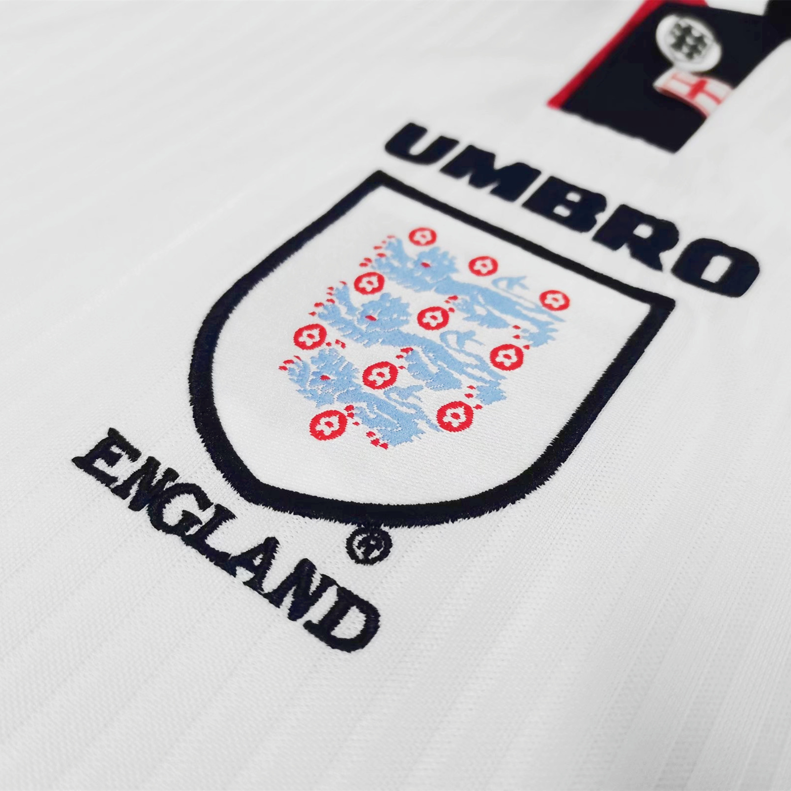 AlphaJersey-Retro England 1998 Home Stadium Kids Kit