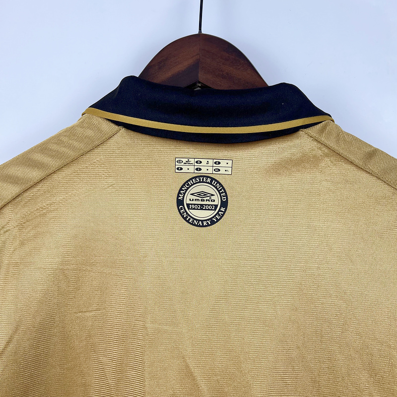 AlphaJersey-Retro Manchester United 01-02 100th Anniversary Special Edition Jersey - Gold