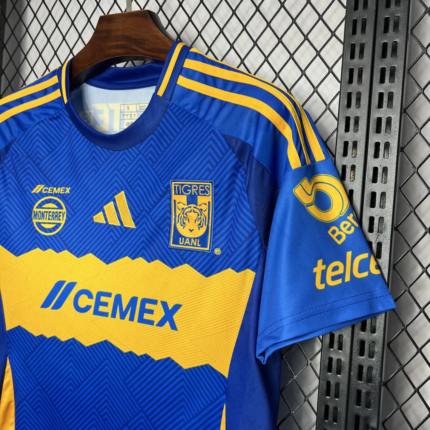 Socce Jerseys-topleaguejerseys.com