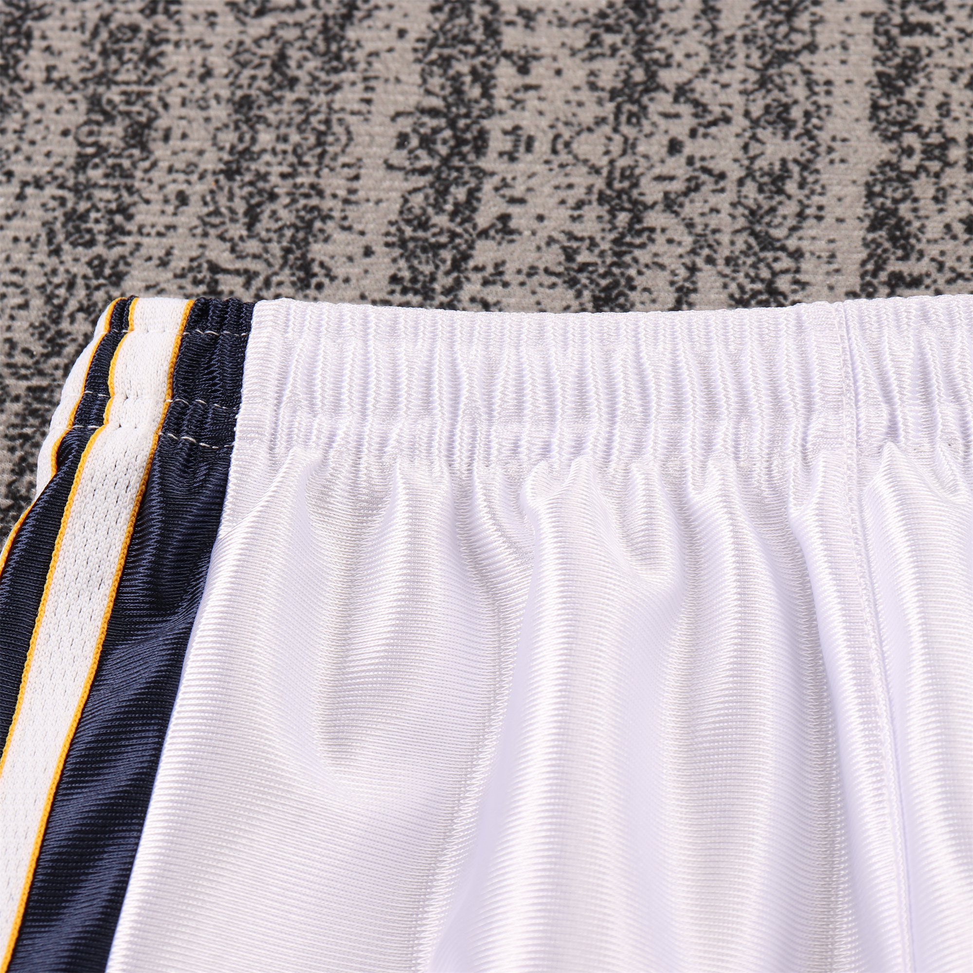 AlphaJersey-Retro Real Madrid 1998-00 Home Kids Kit