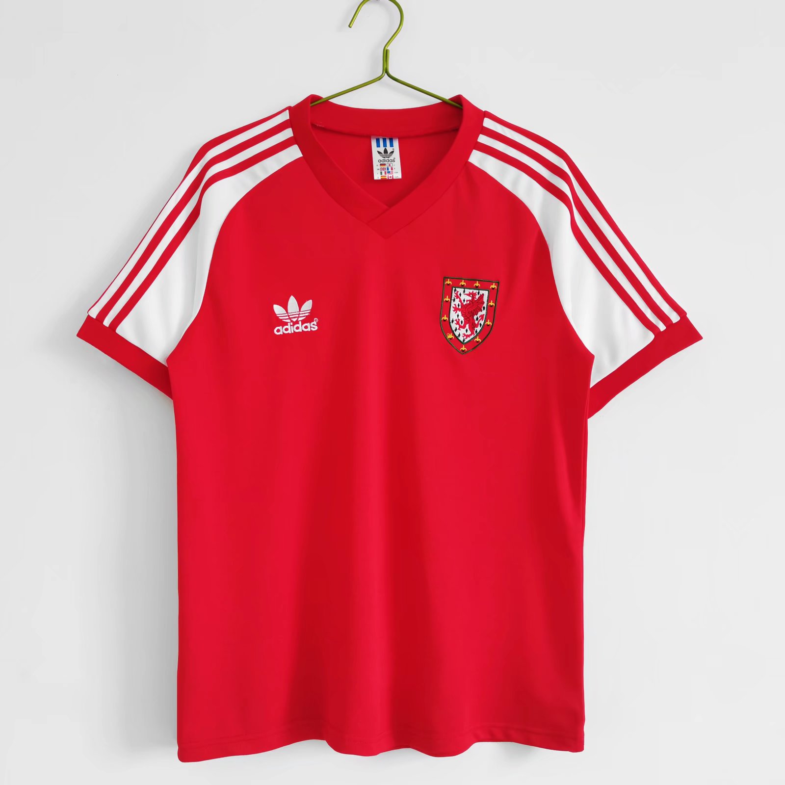 AlphaJersey-Retro Wales 1982 Home Stadium Jersey