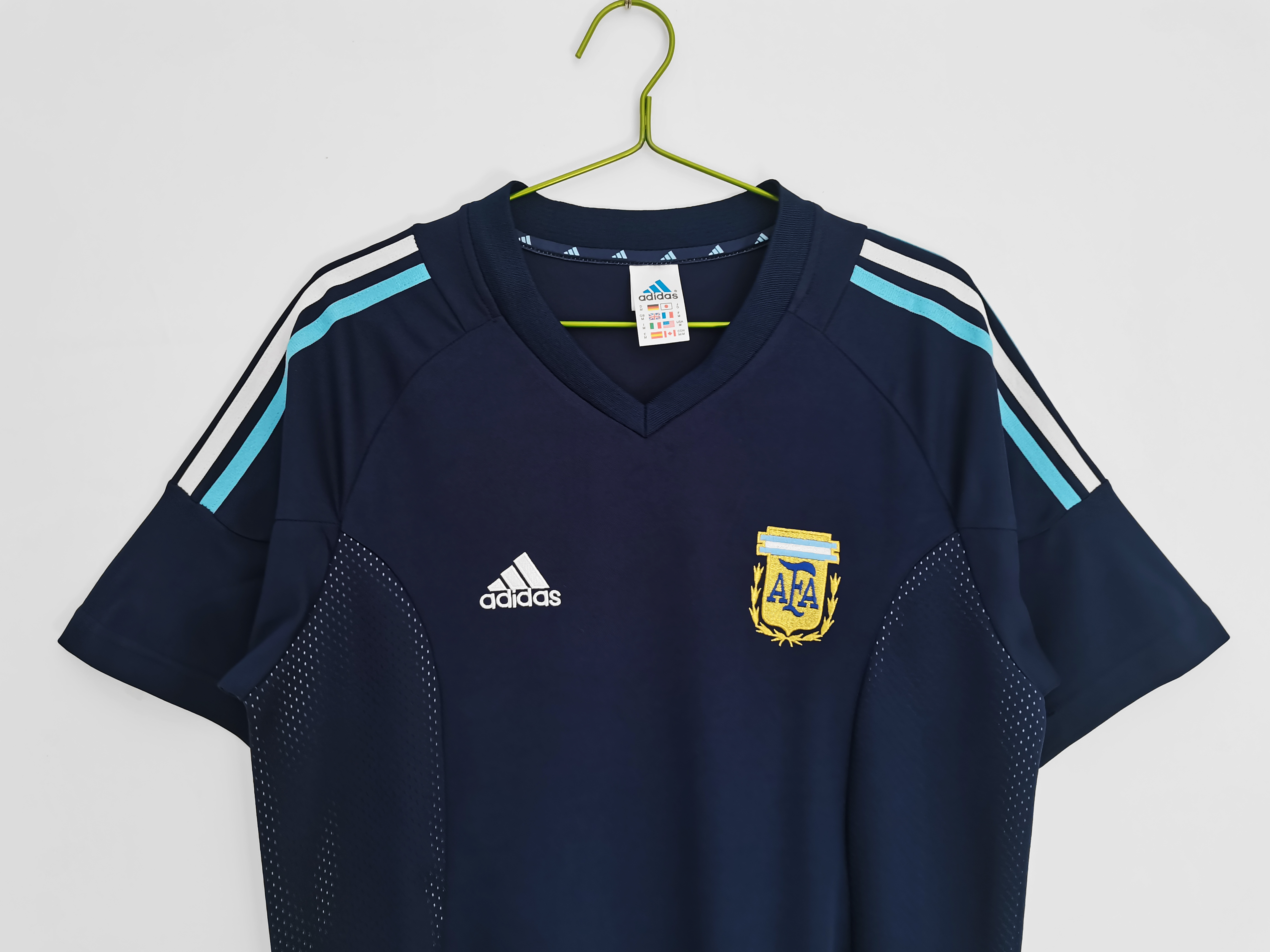 AlphaJersey-Retro Argentina 2002 Away Stadium Jersey