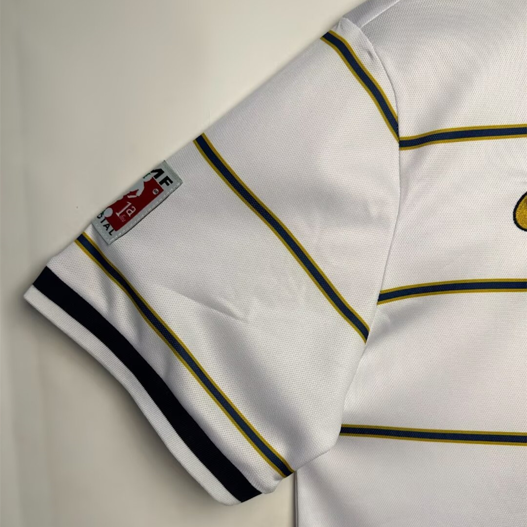 AlphaJersey-Retro Pumas UNAM 1997-98 Away Jersey