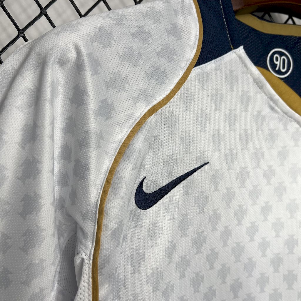AlphaJersey-Retro Portugal 2004 Away Jersey