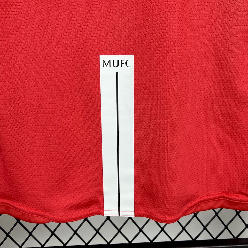 AlphaJersey-Retro Manchester United 07-08 Champions League Final Home Long Sleeve Jersey