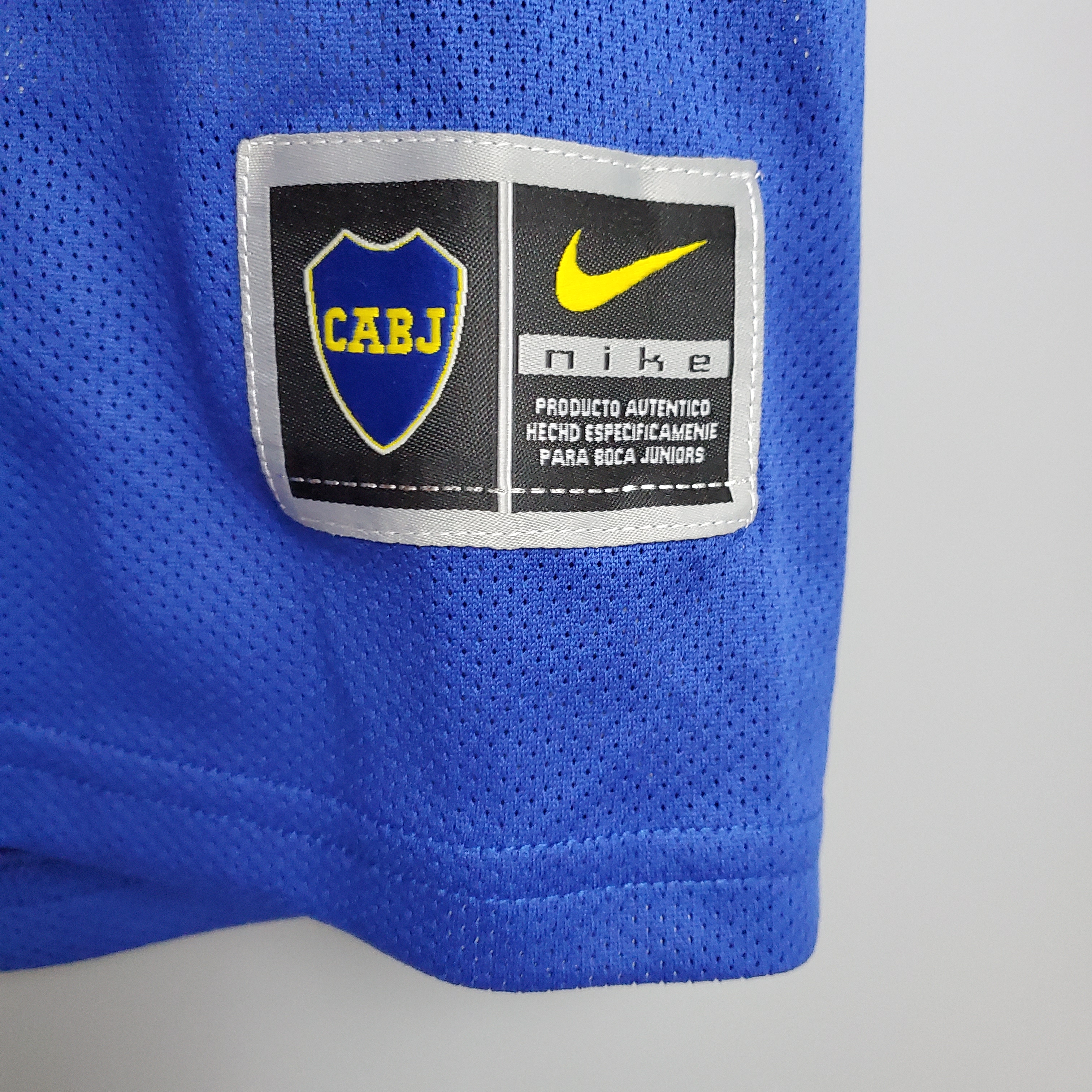 AlphaJersey-Retro Boca Juniors 2003-04 Home Stadium Jersey