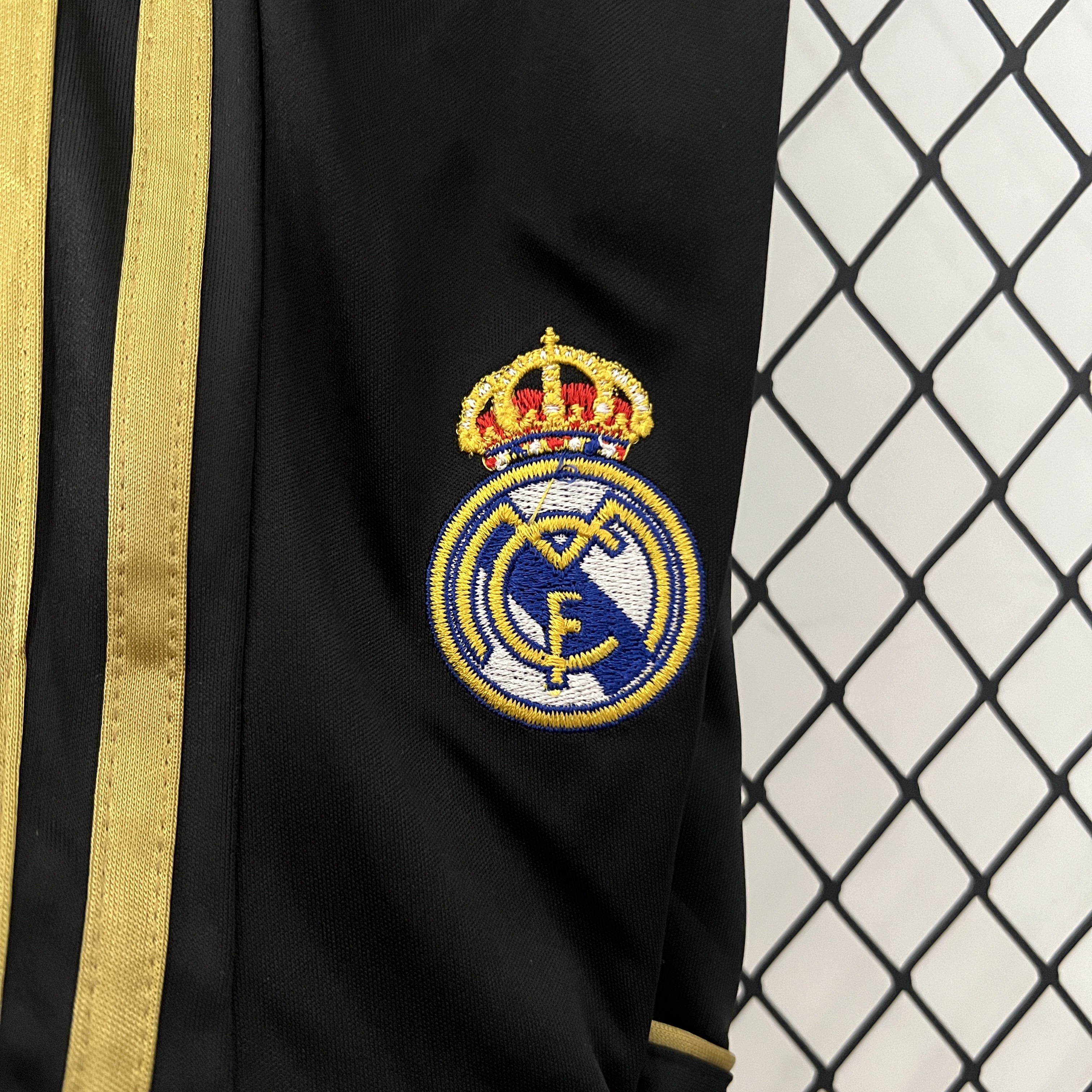 AlphaJersey-Retro Real Madrid 11-12 Away Stadium Kids Kit