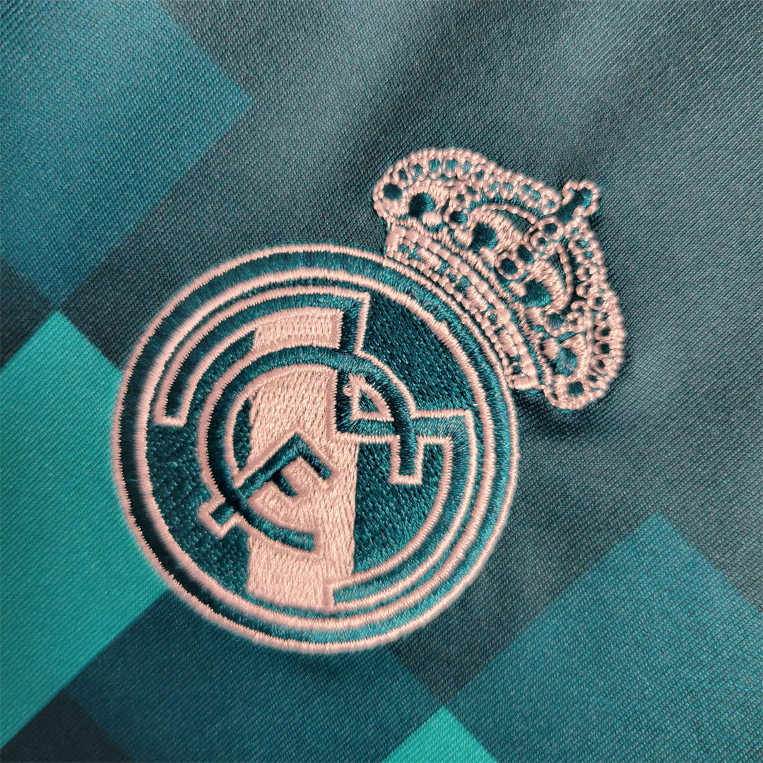 AlphaJersey-Retro Real Madrid 17-18 Third Jersey