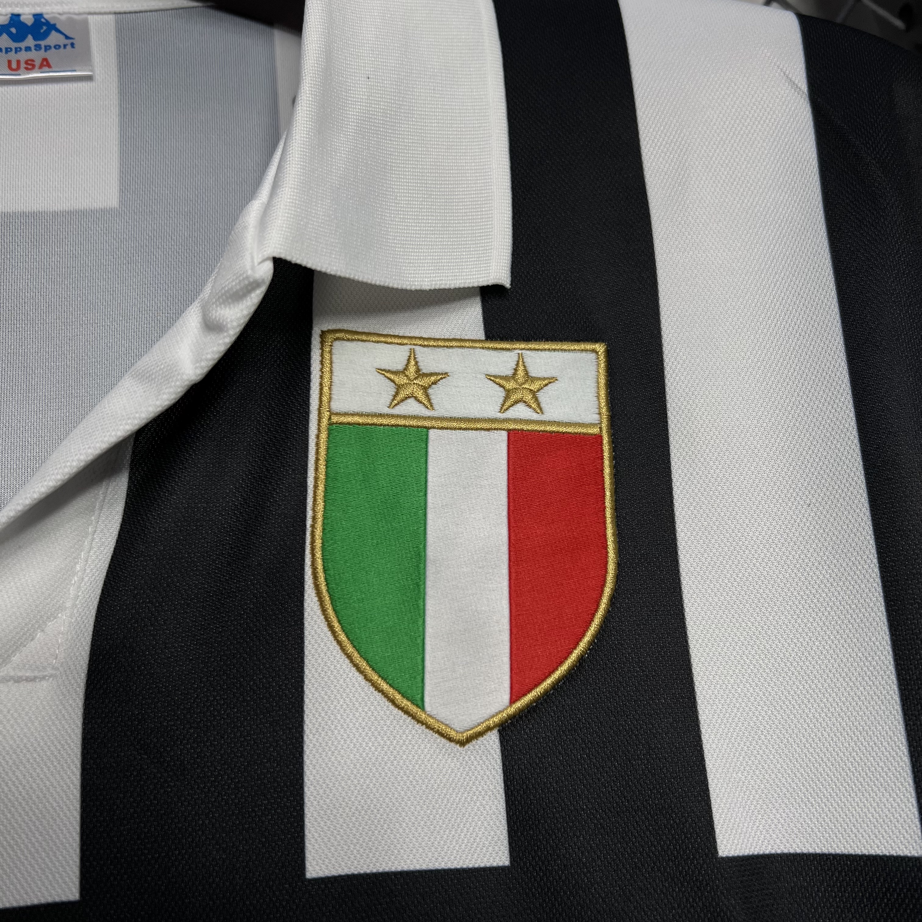 AlphaJersey-Retro Juventus 1984-85 Home Stadium Jersey