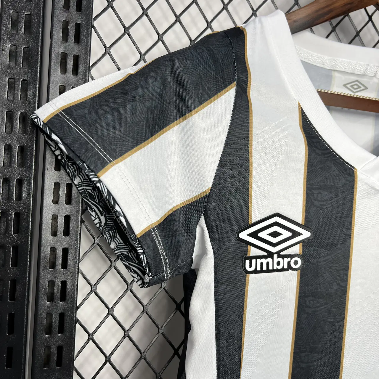 Socce Jerseys-topleaguejerseys.com