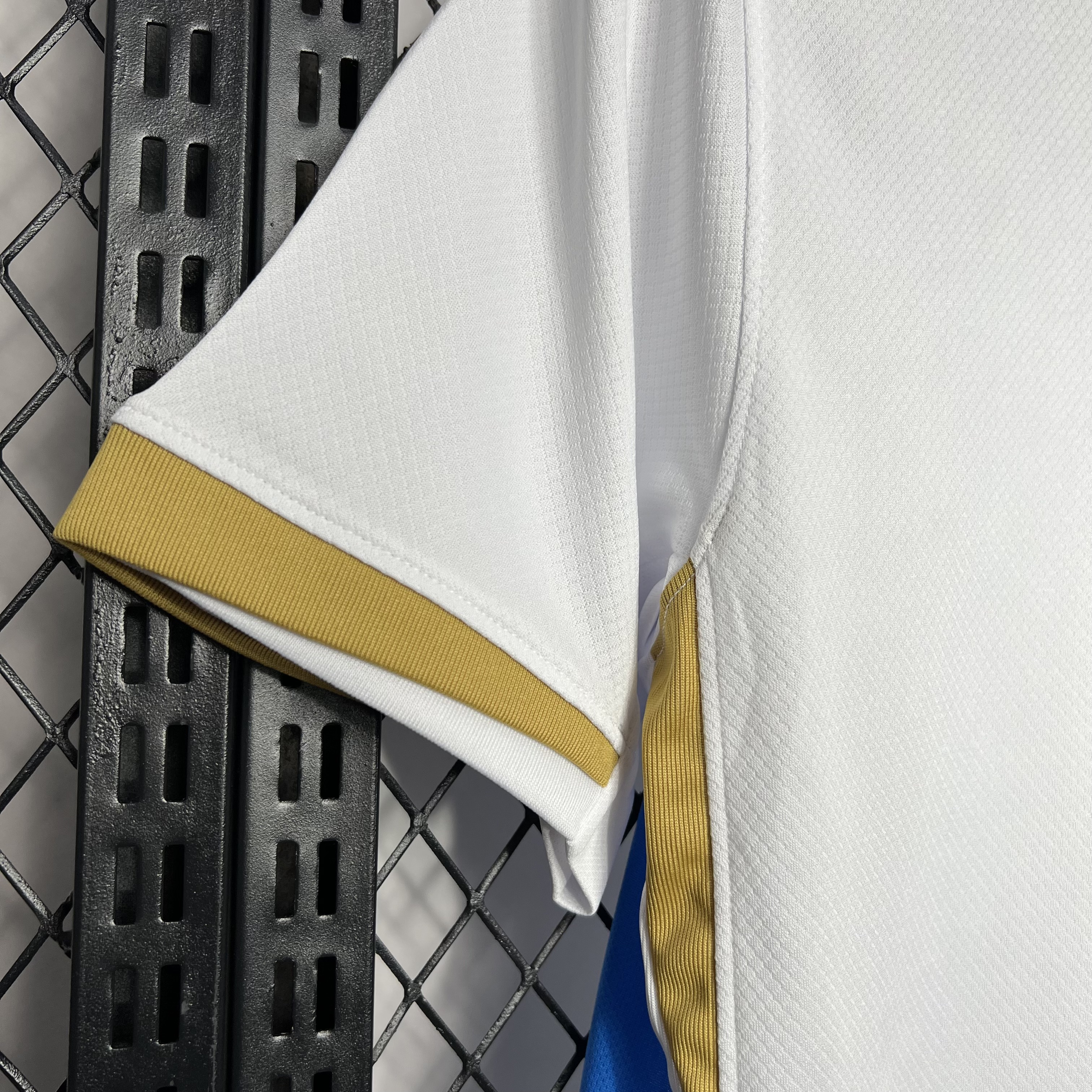 Socce Jerseys-topleaguejerseys.com