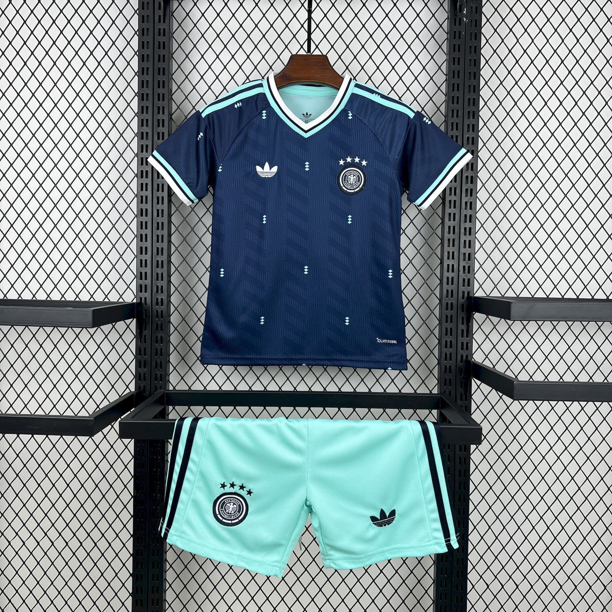 Socce Jerseys-topleaguejerseys.com