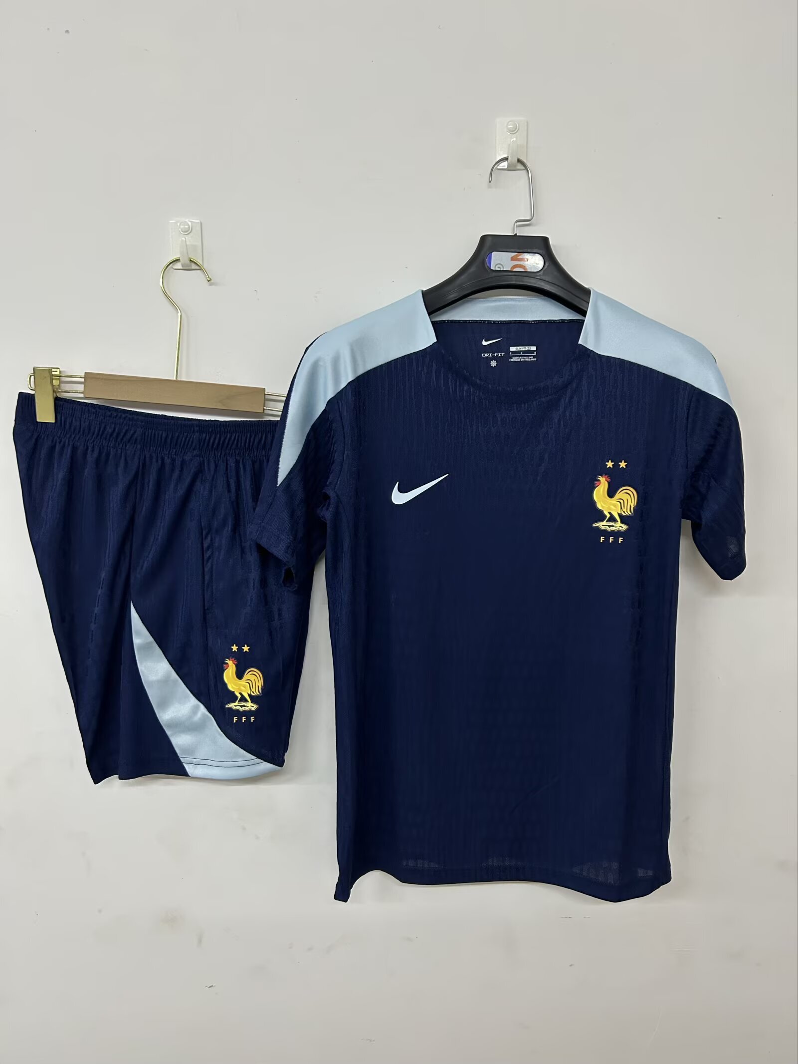 Socce Jerseys-topleaguejerseys.com