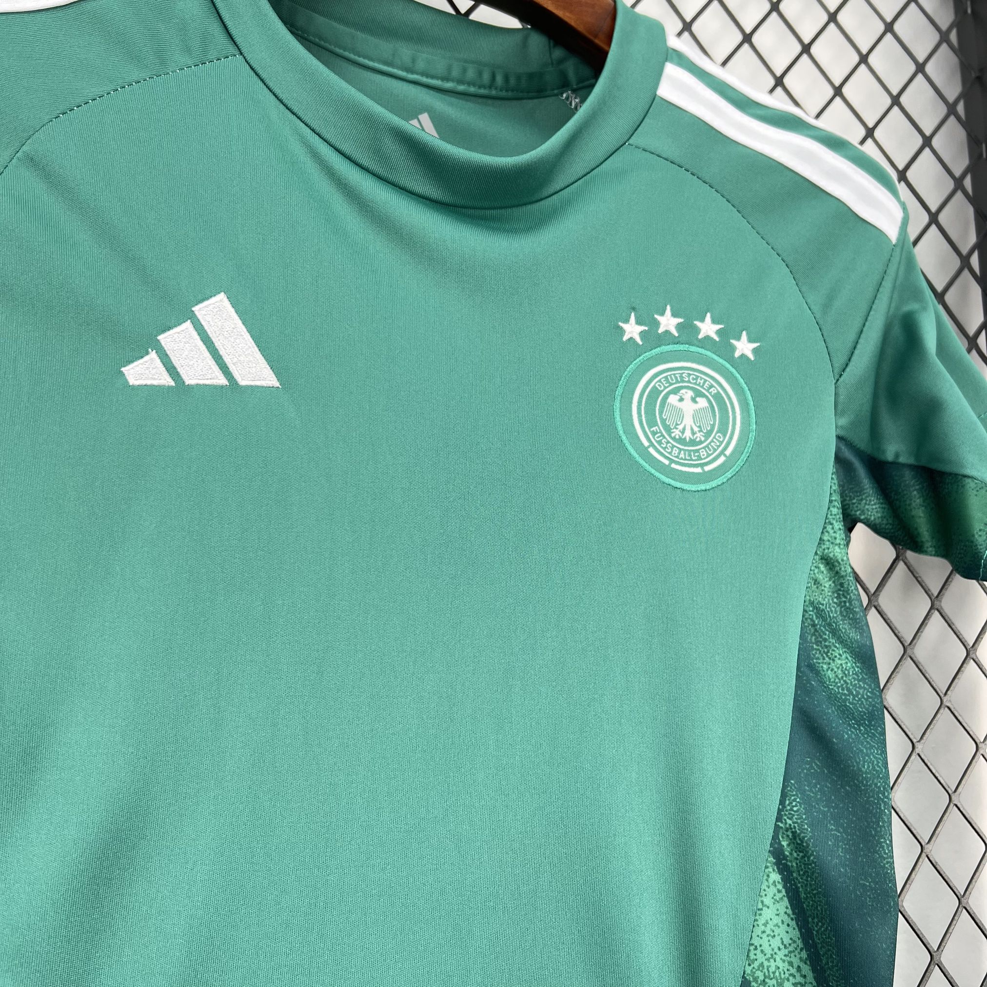 Socce Jerseys-topleaguejerseys.com