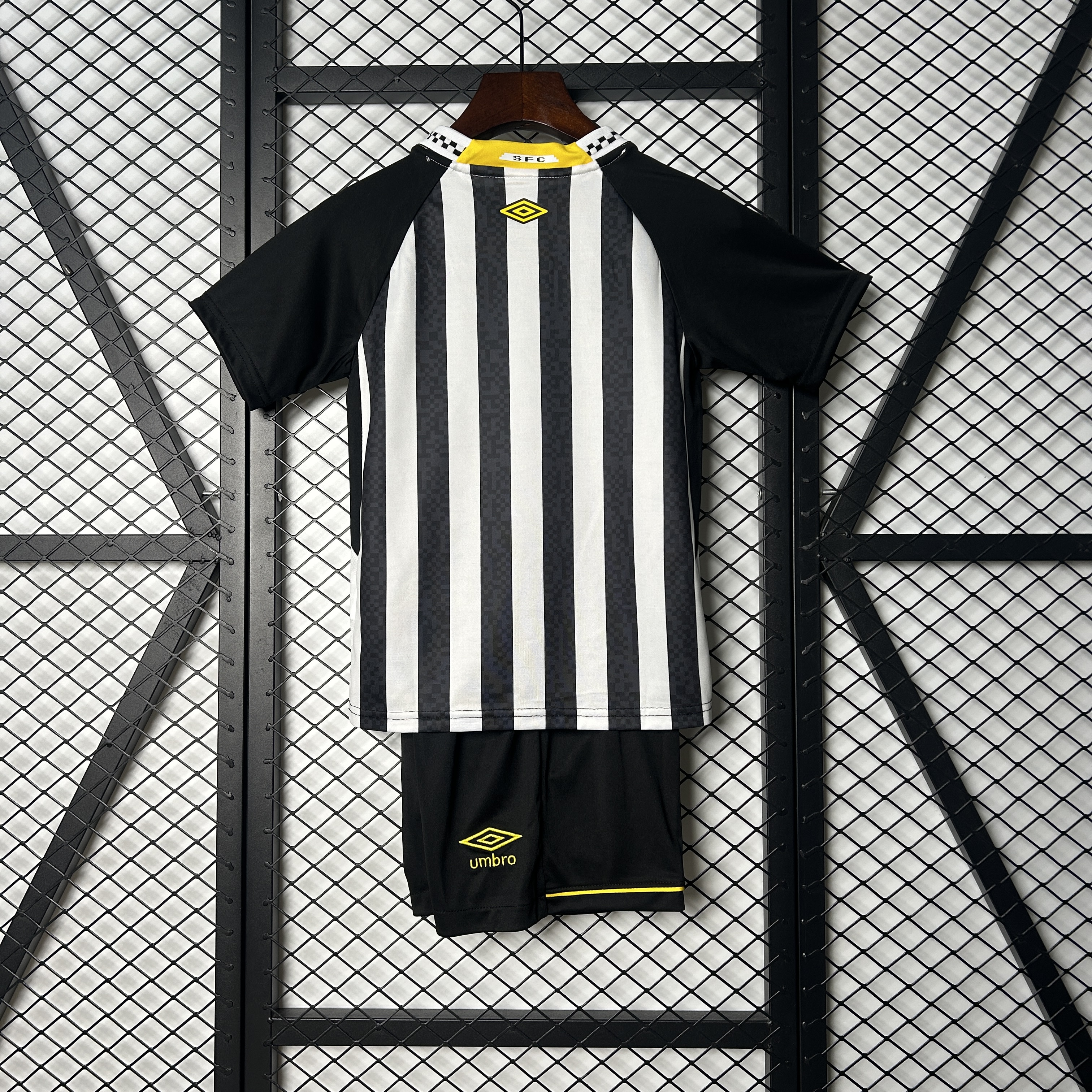 Socce Jerseys-topleaguejerseys.com