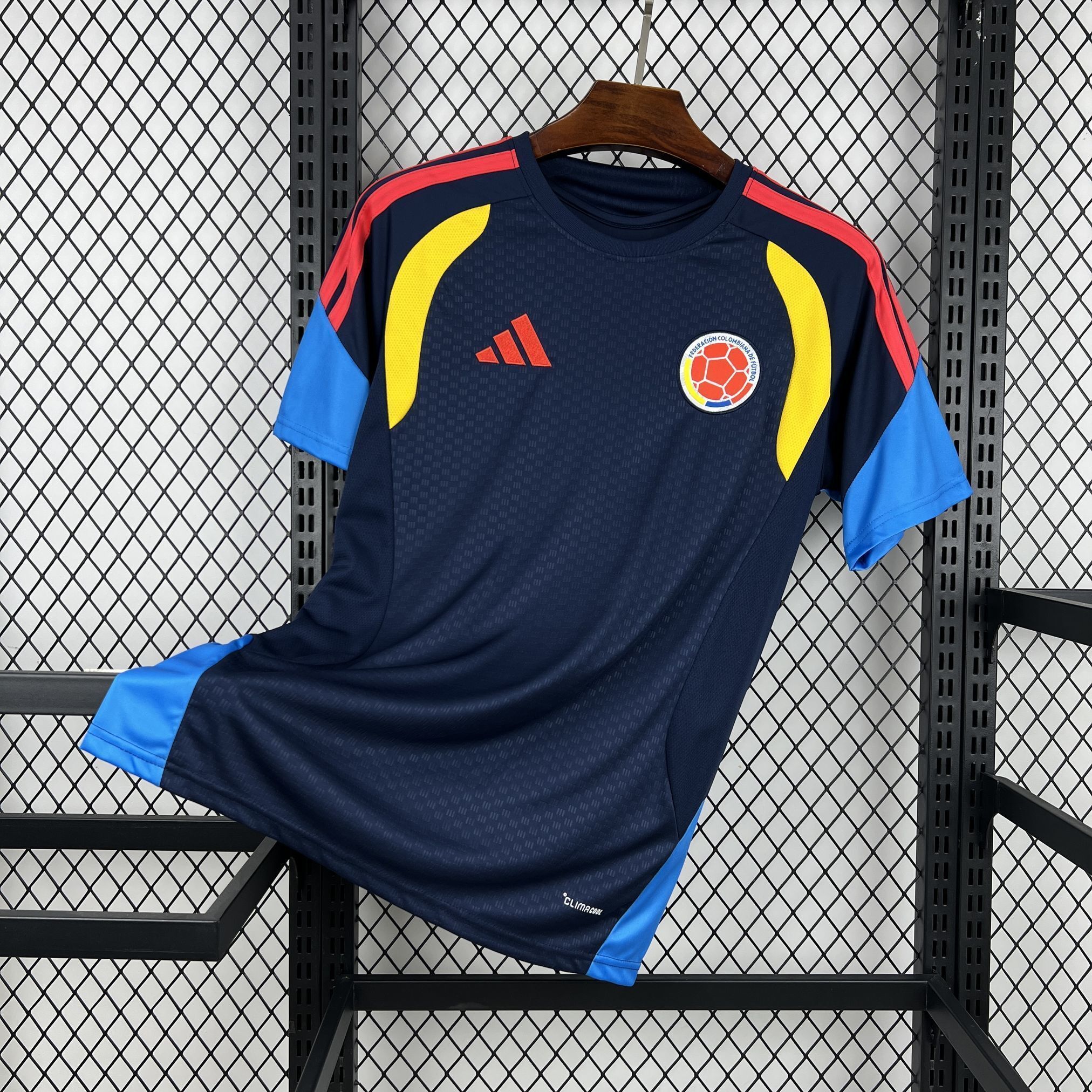 Socce Jerseys-topleaguejerseys.com
