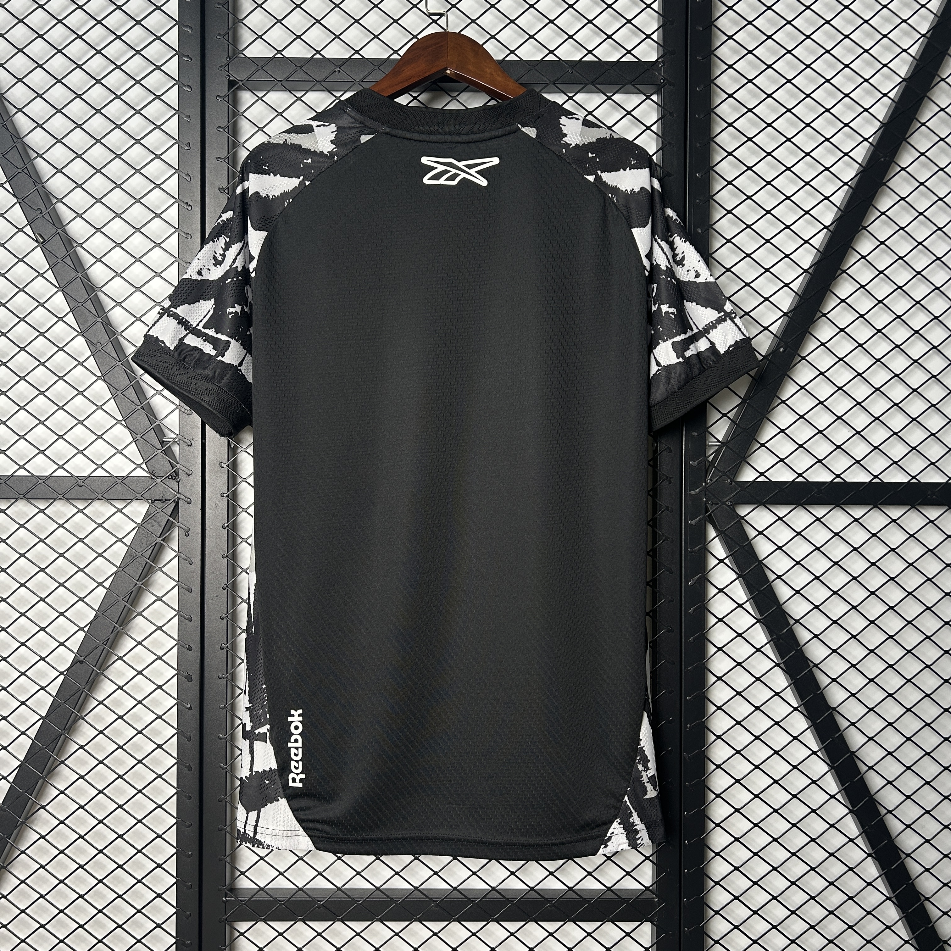 Socce Jerseys-topleaguejerseys.com