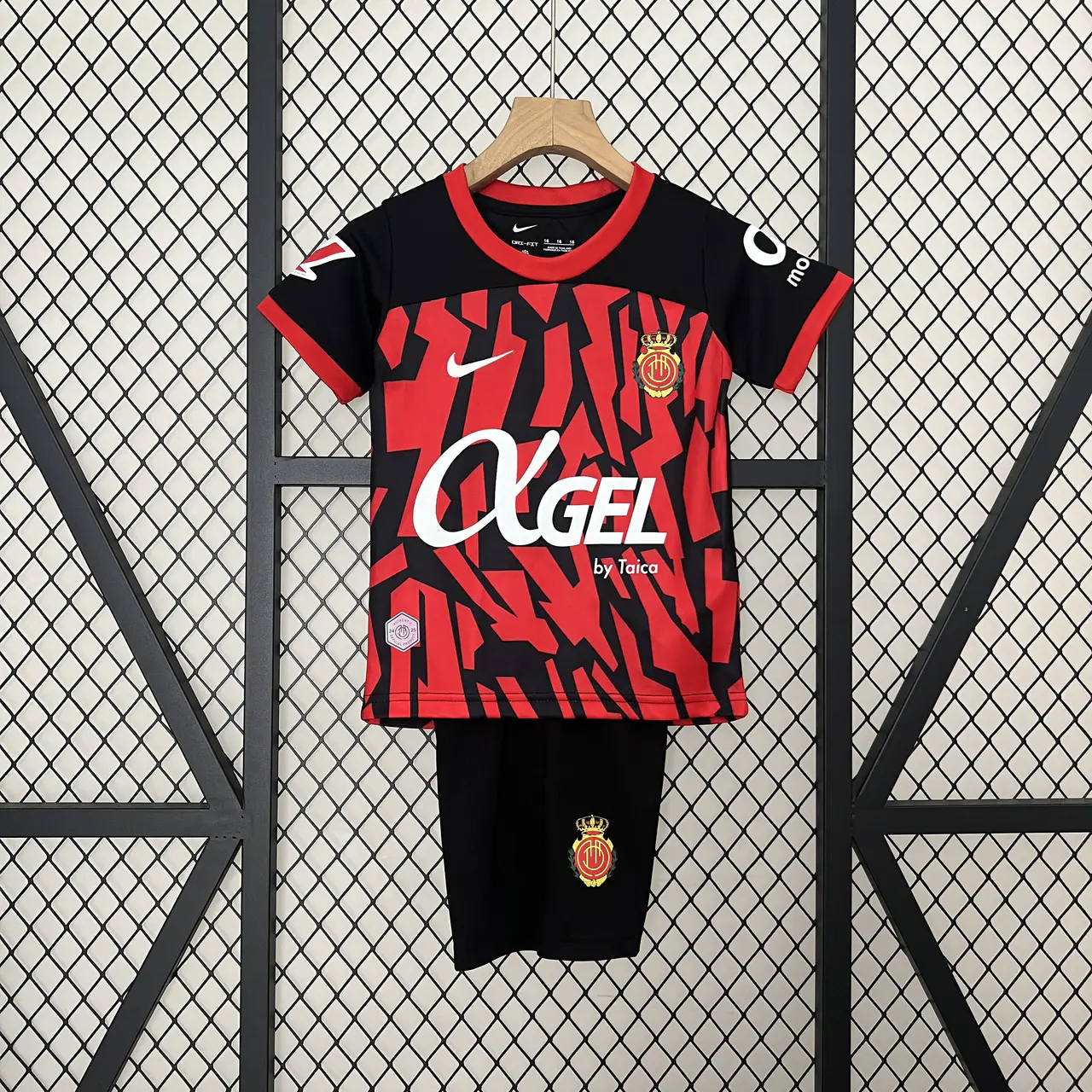 Socce Jerseys-topleaguejerseys.com