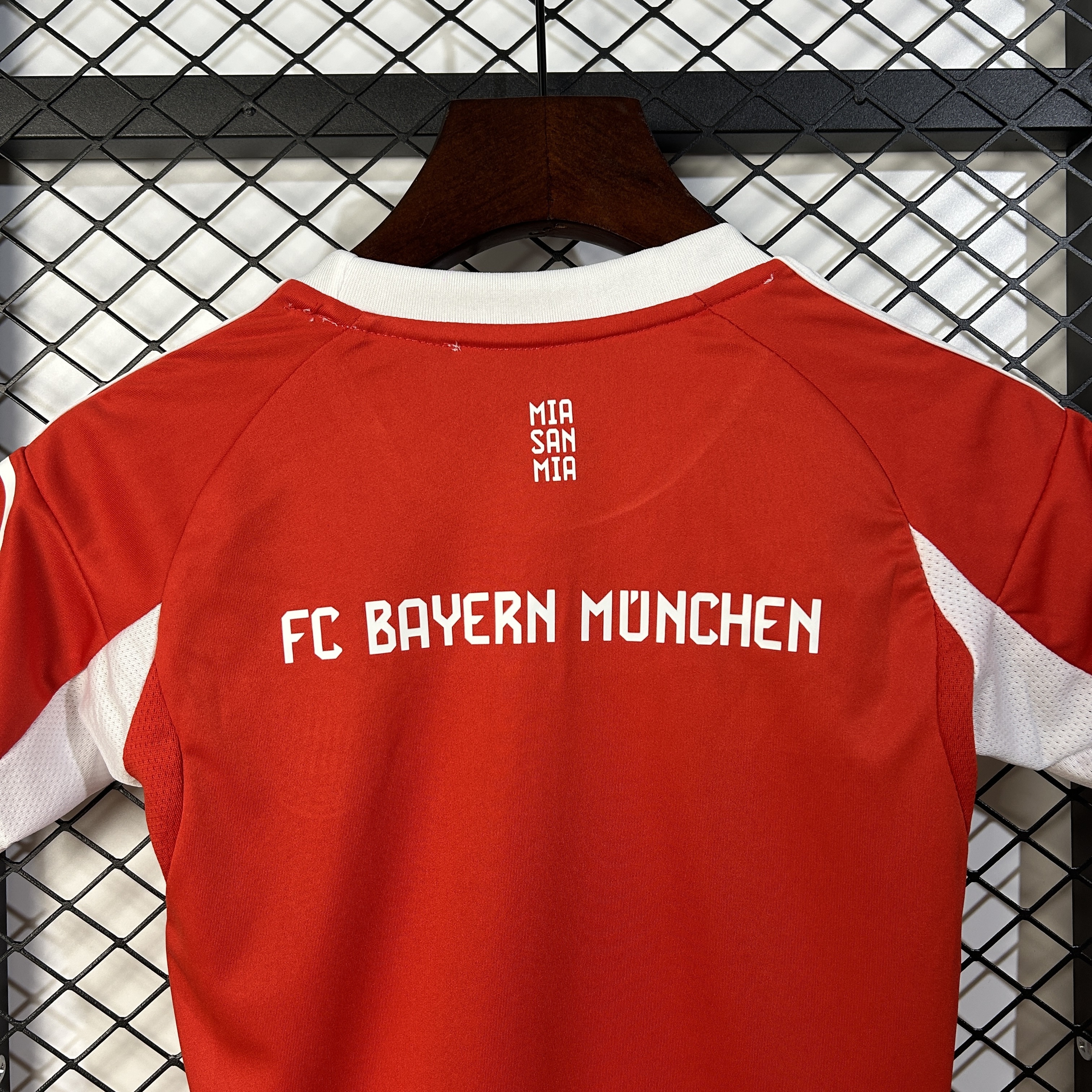 Socce Jerseys-topleaguejerseys.com