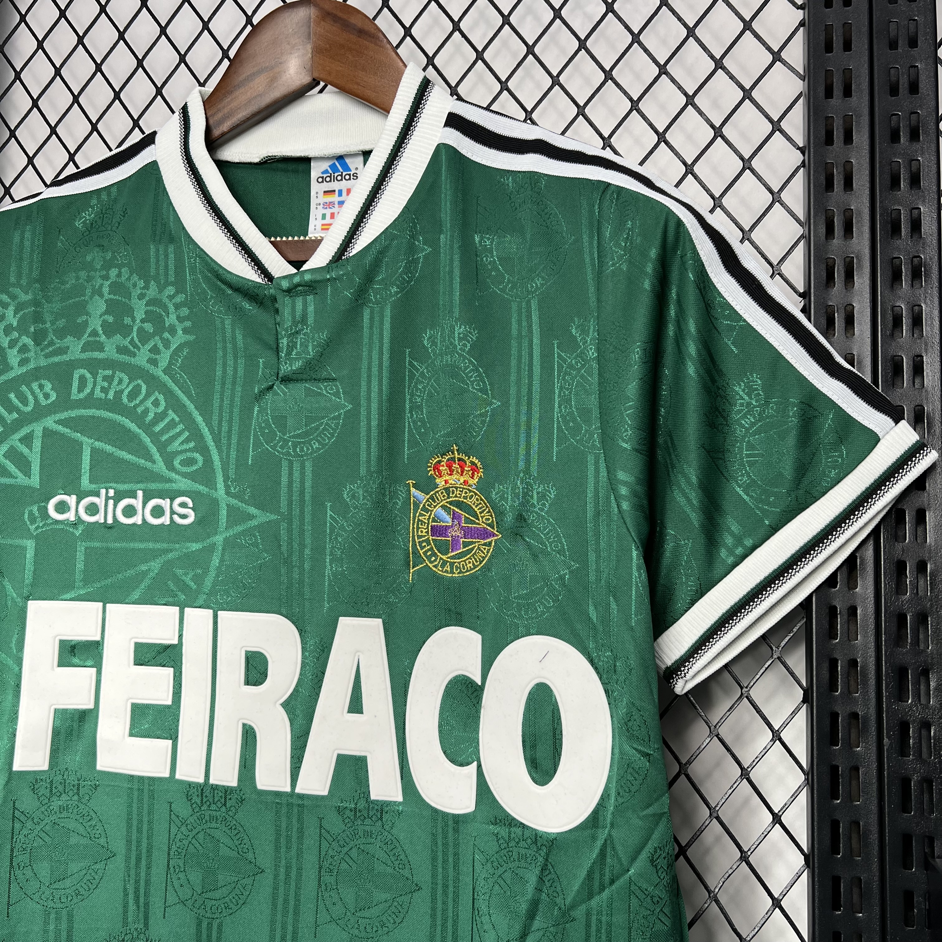 Socce Jerseys-topleaguejerseys.com