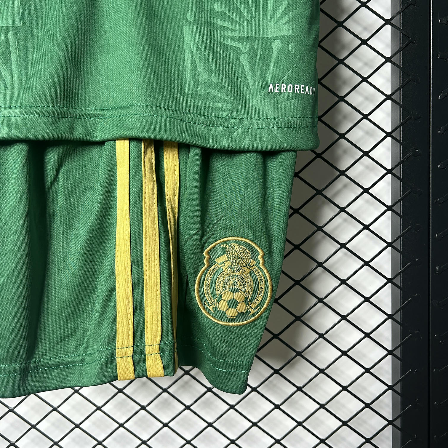 Socce Jerseys-topleaguejerseys.com