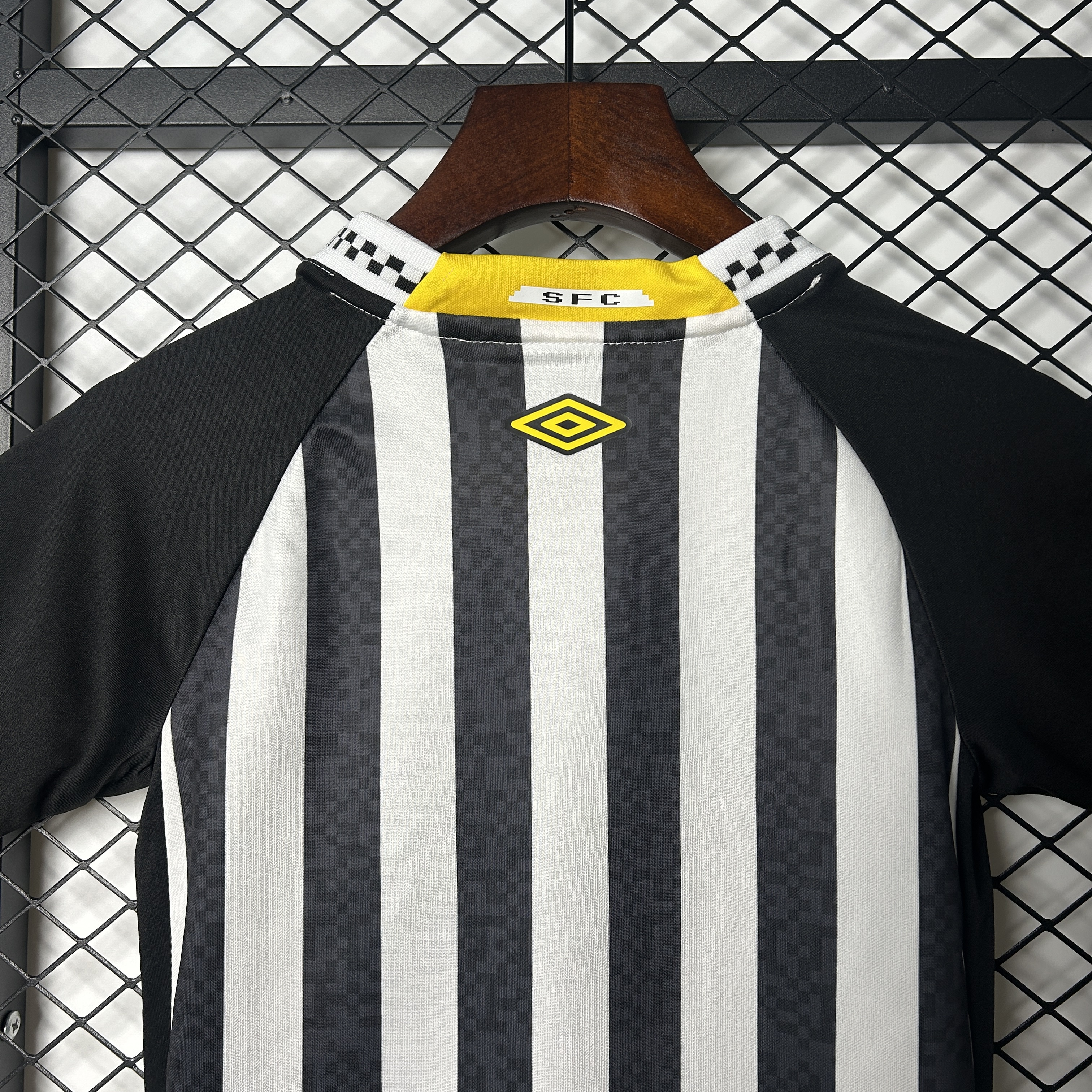 Socce Jerseys-topleaguejerseys.com
