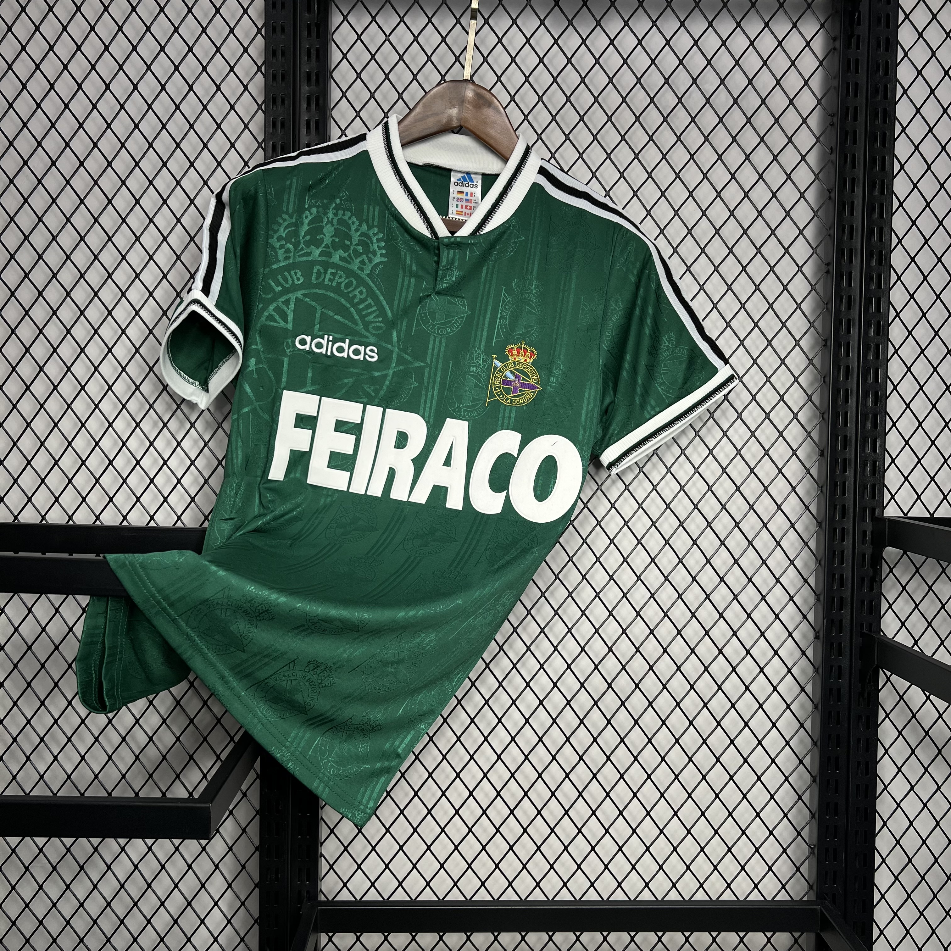Socce Jerseys-topleaguejerseys.com