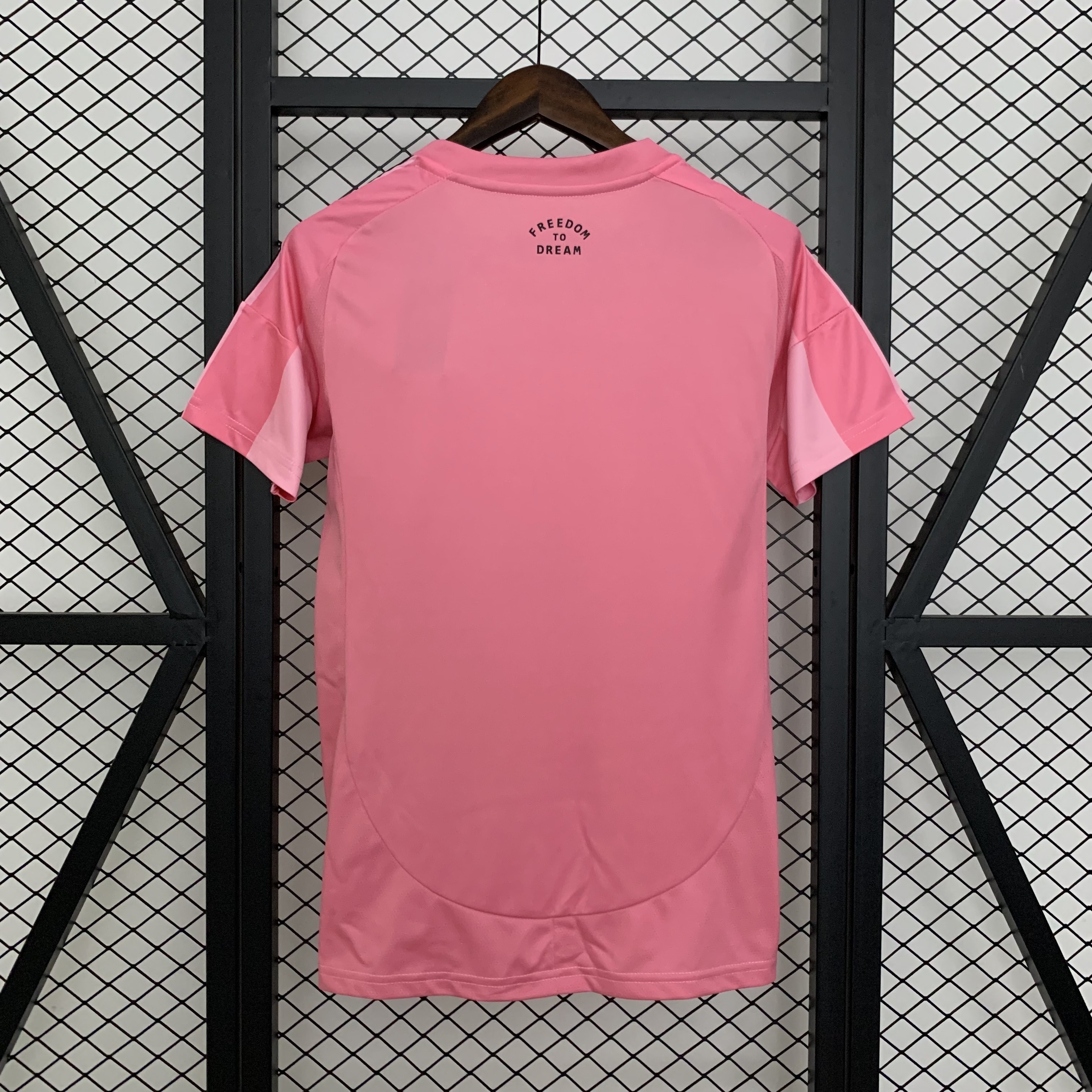Socce Jerseys-topleaguejerseys.com