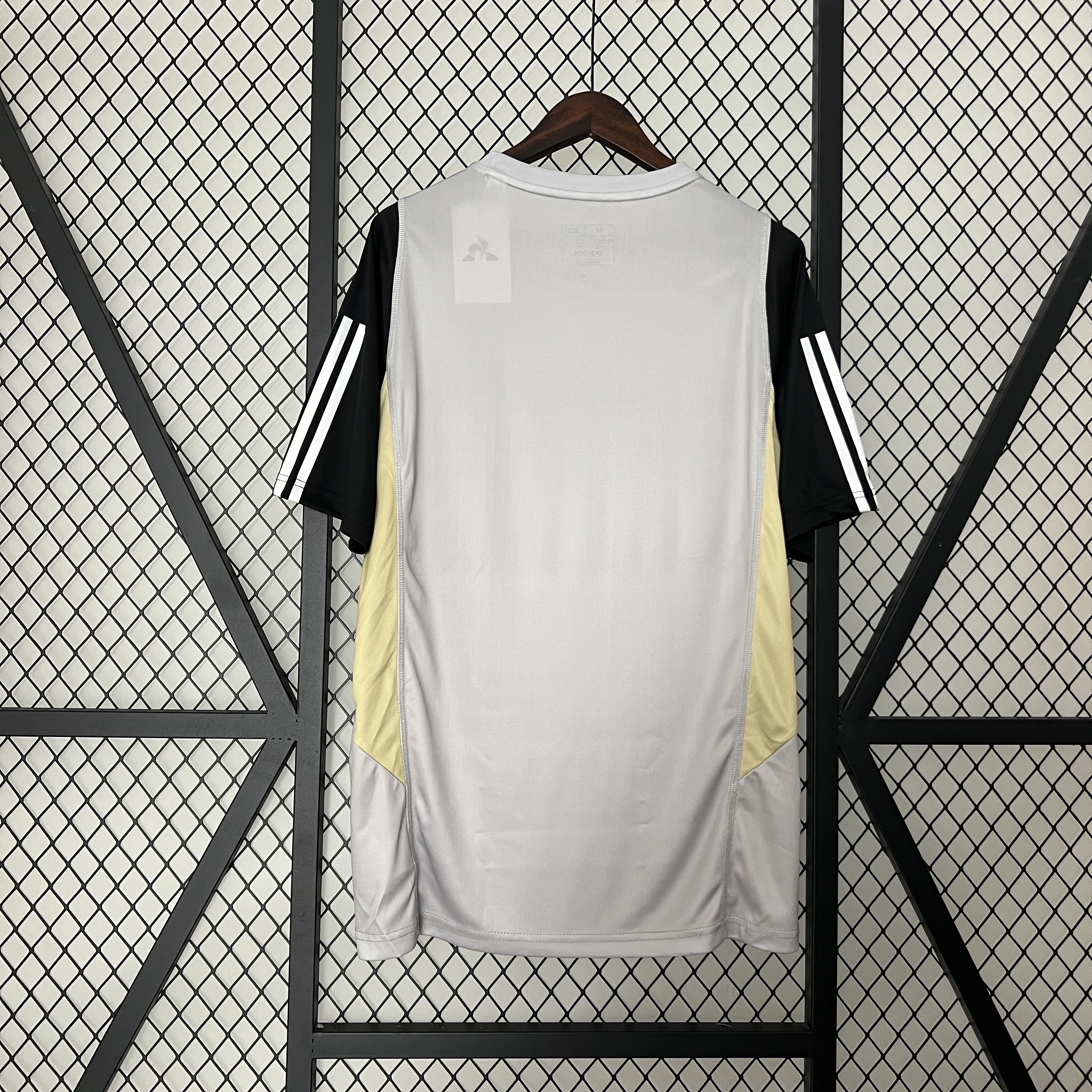 Socce Jerseys-topleaguejerseys.com