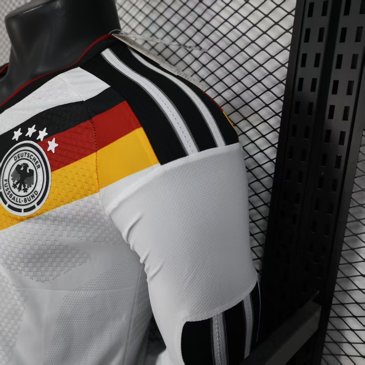 Socce Jerseys-topleaguejerseys.com