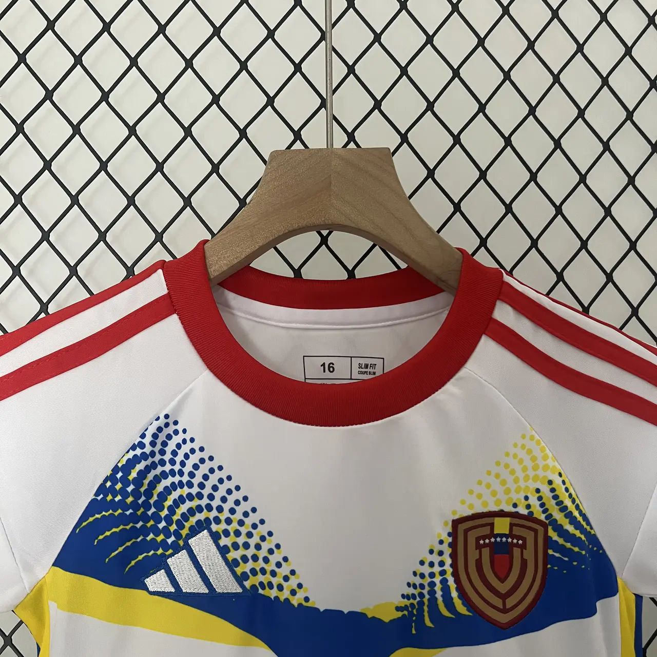 Socce Jerseys-topleaguejerseys.com