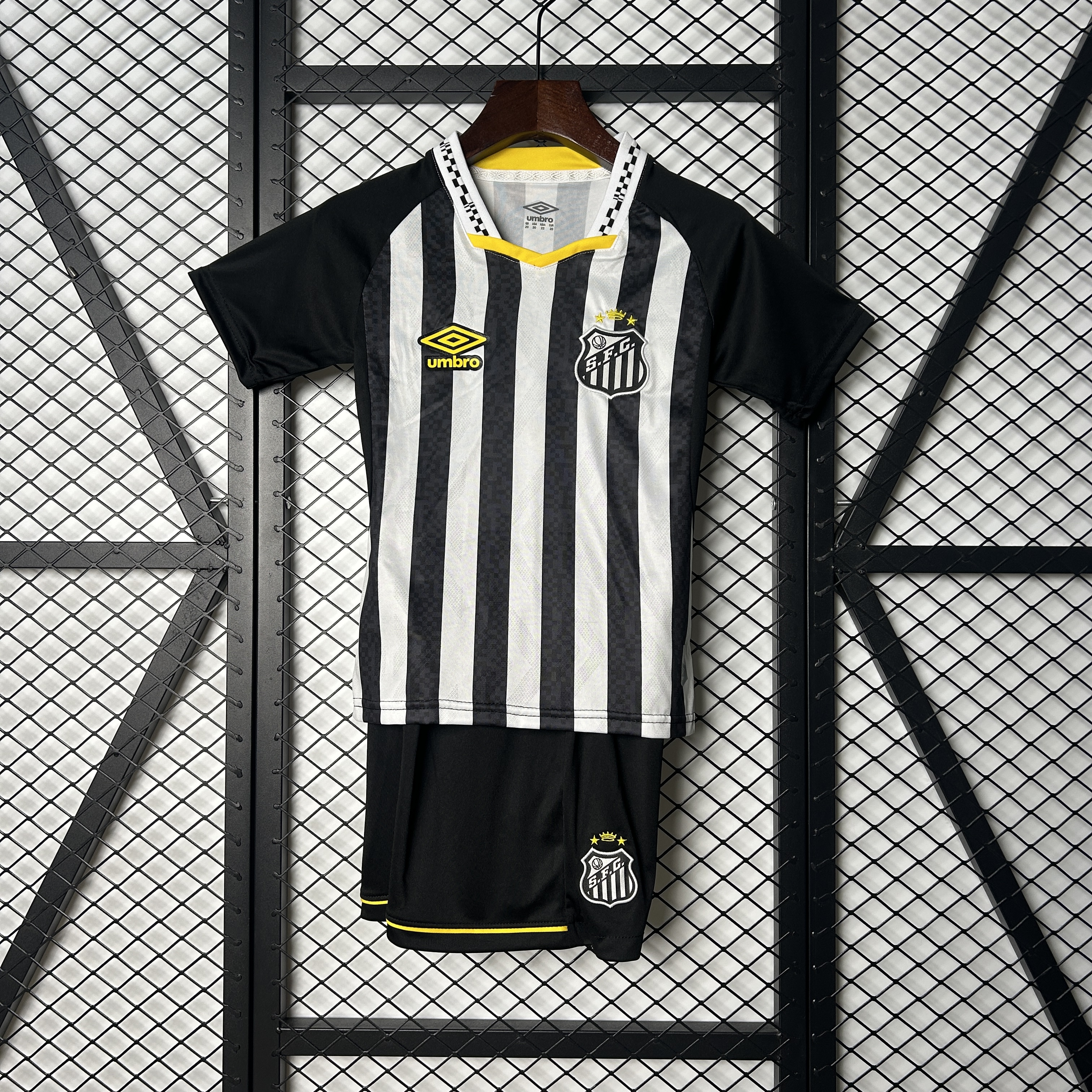 Socce Jerseys-topleaguejerseys.com