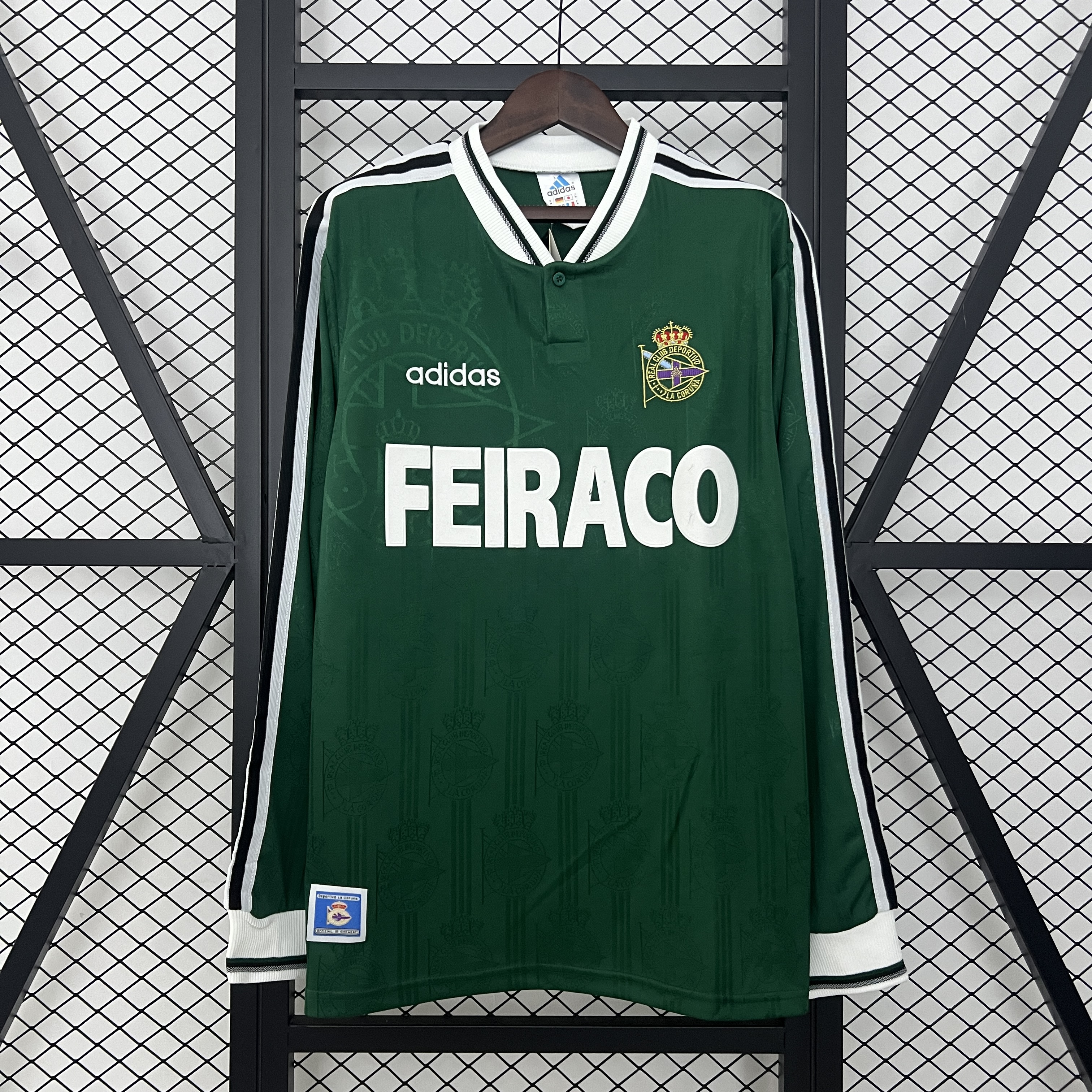 Socce Jerseys-topleaguejerseys.com