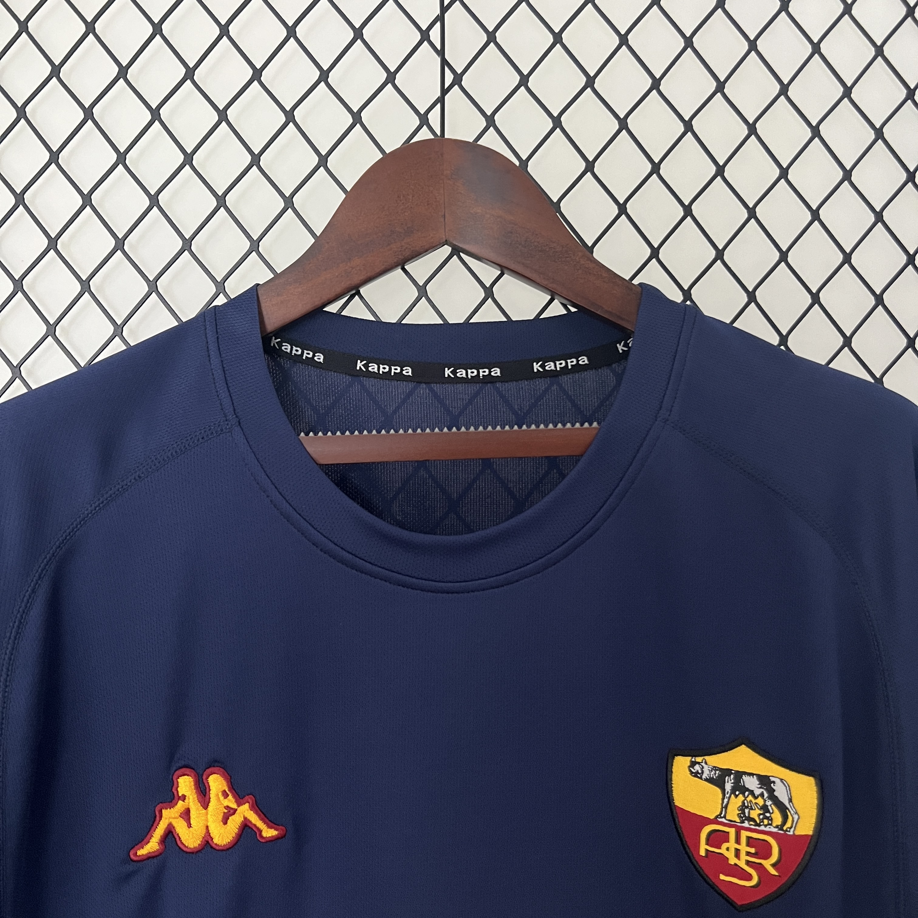 AlphaJersey-Retro Roma 2000-01 Third Jersey
