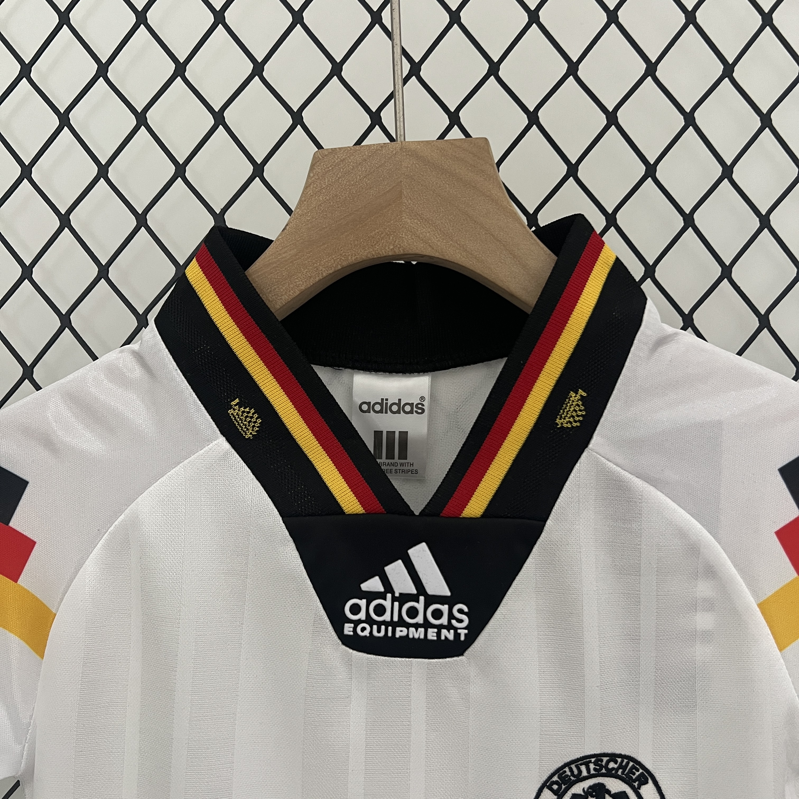 Socce Jerseys-topleaguejerseys.com