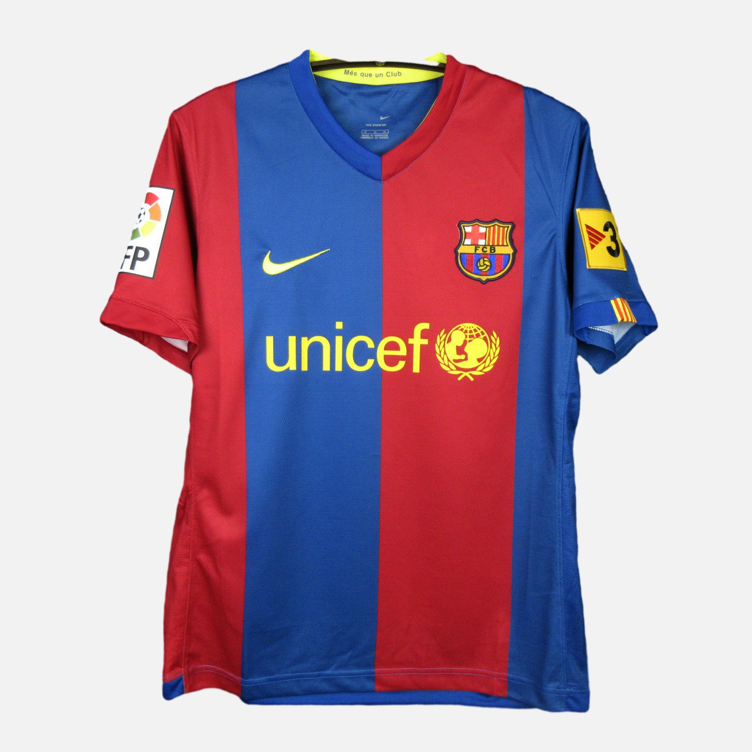 AlphaJersey-Retro Barcelona 06-07 Home Stadium Jersey