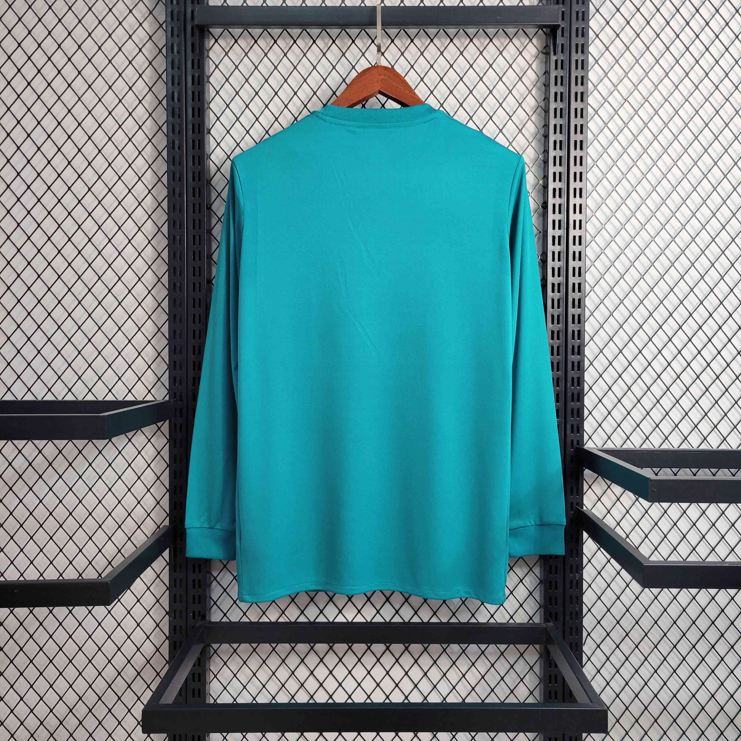 AlphaJersey-Retro Real Madrid 17-18 Third Long Sleeve Jersey