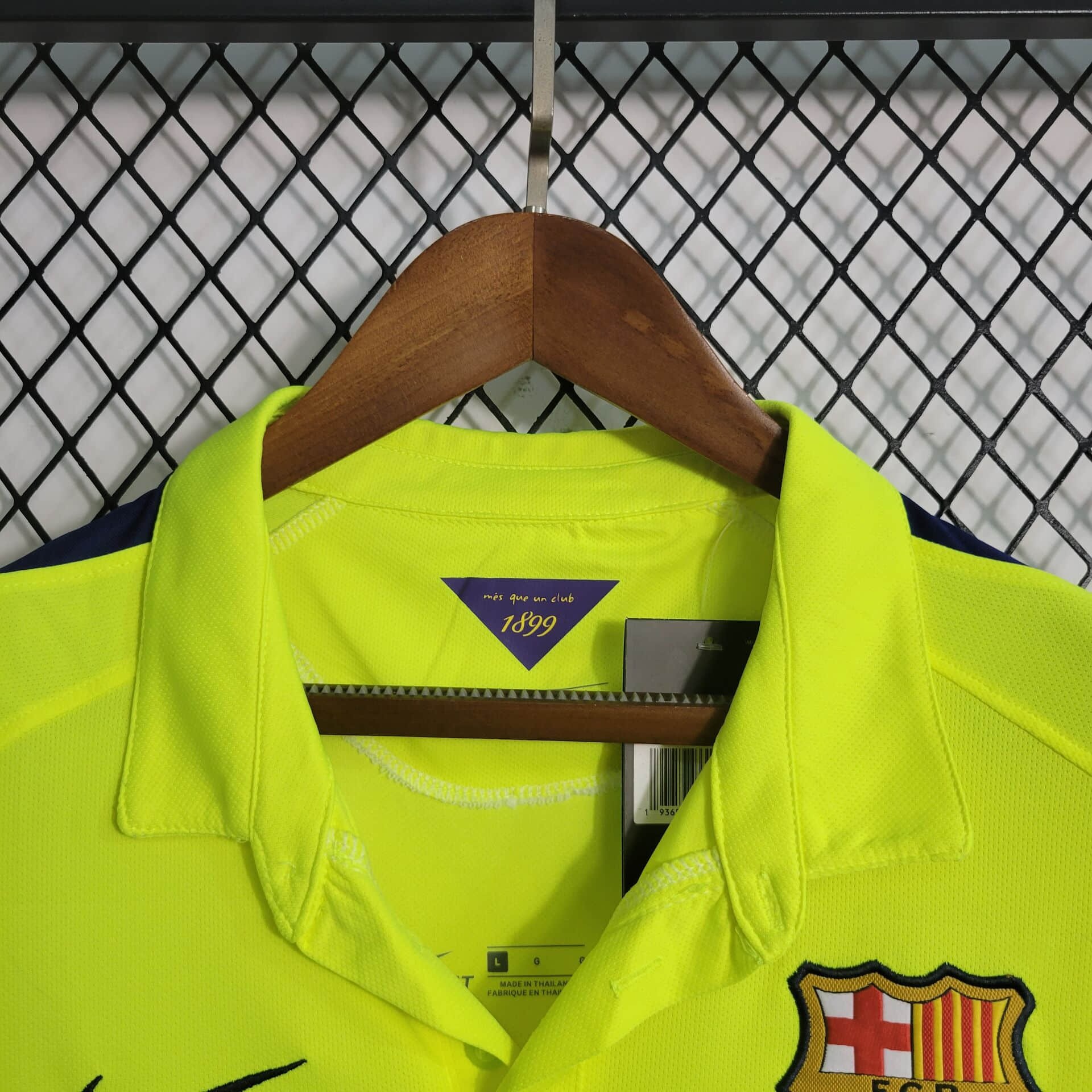 AlphaJersey-Retro Barcelona 14-15 Third Jersey