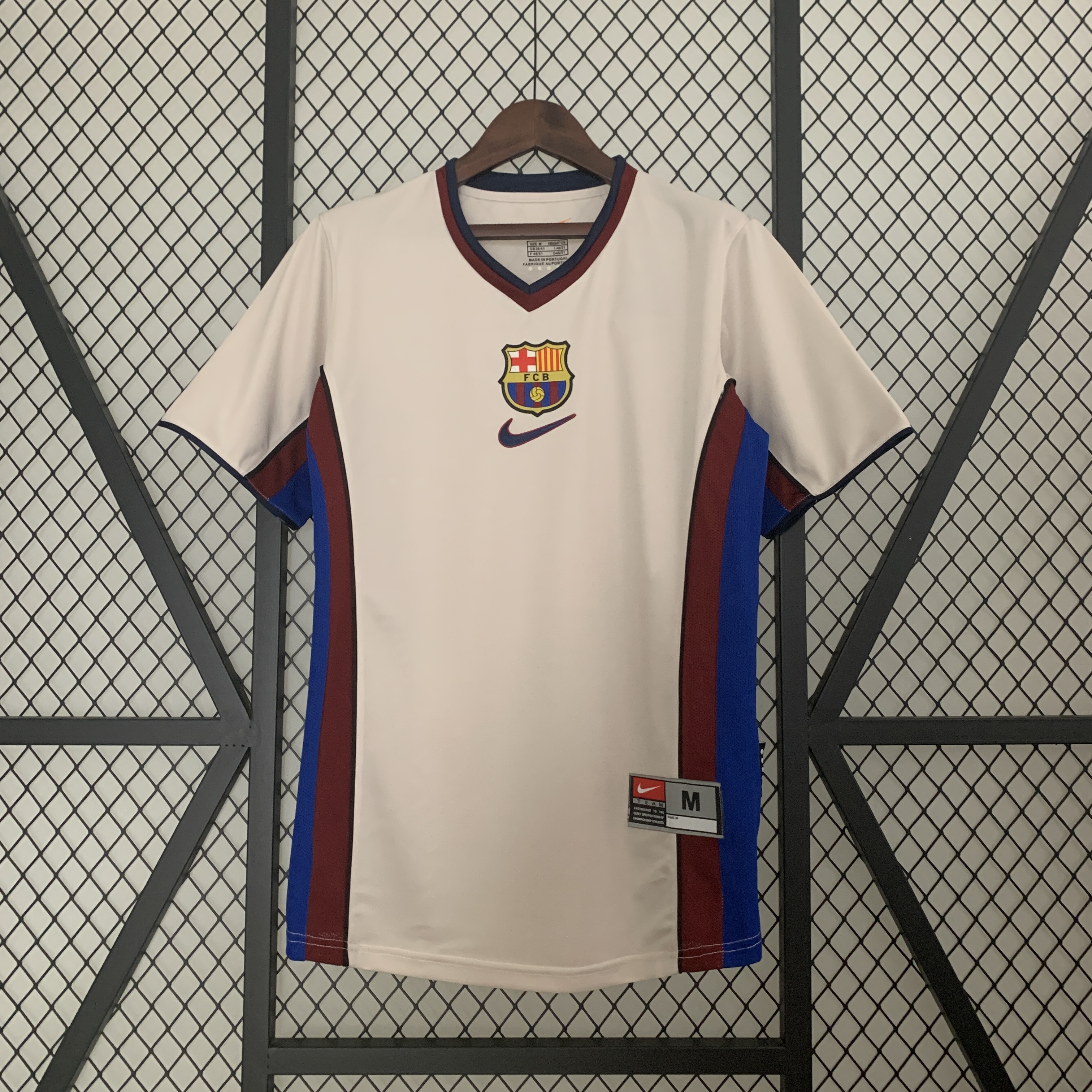 AlphaJersey-Retro Barcelona 98-99 Away Jersey