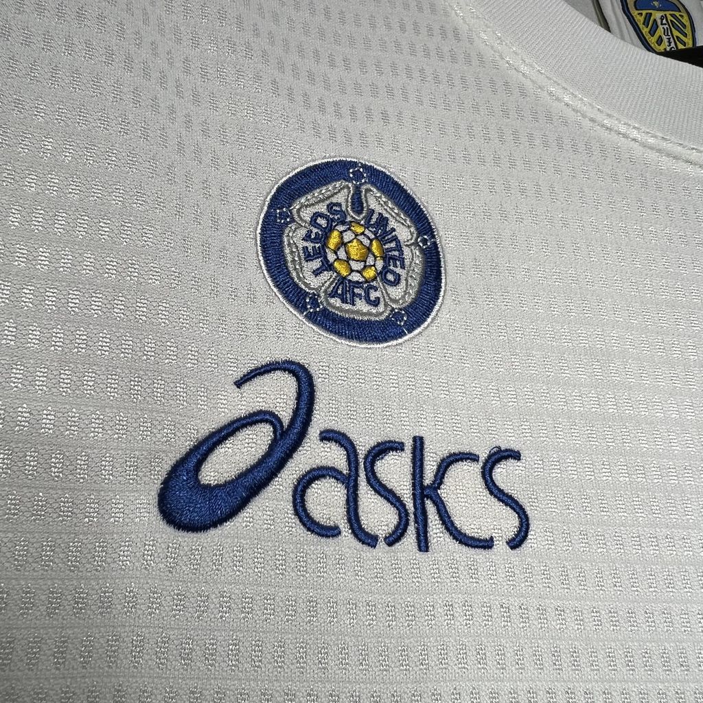 AlphaJersey-Retro Leeds United 1995-96 Home Jersey