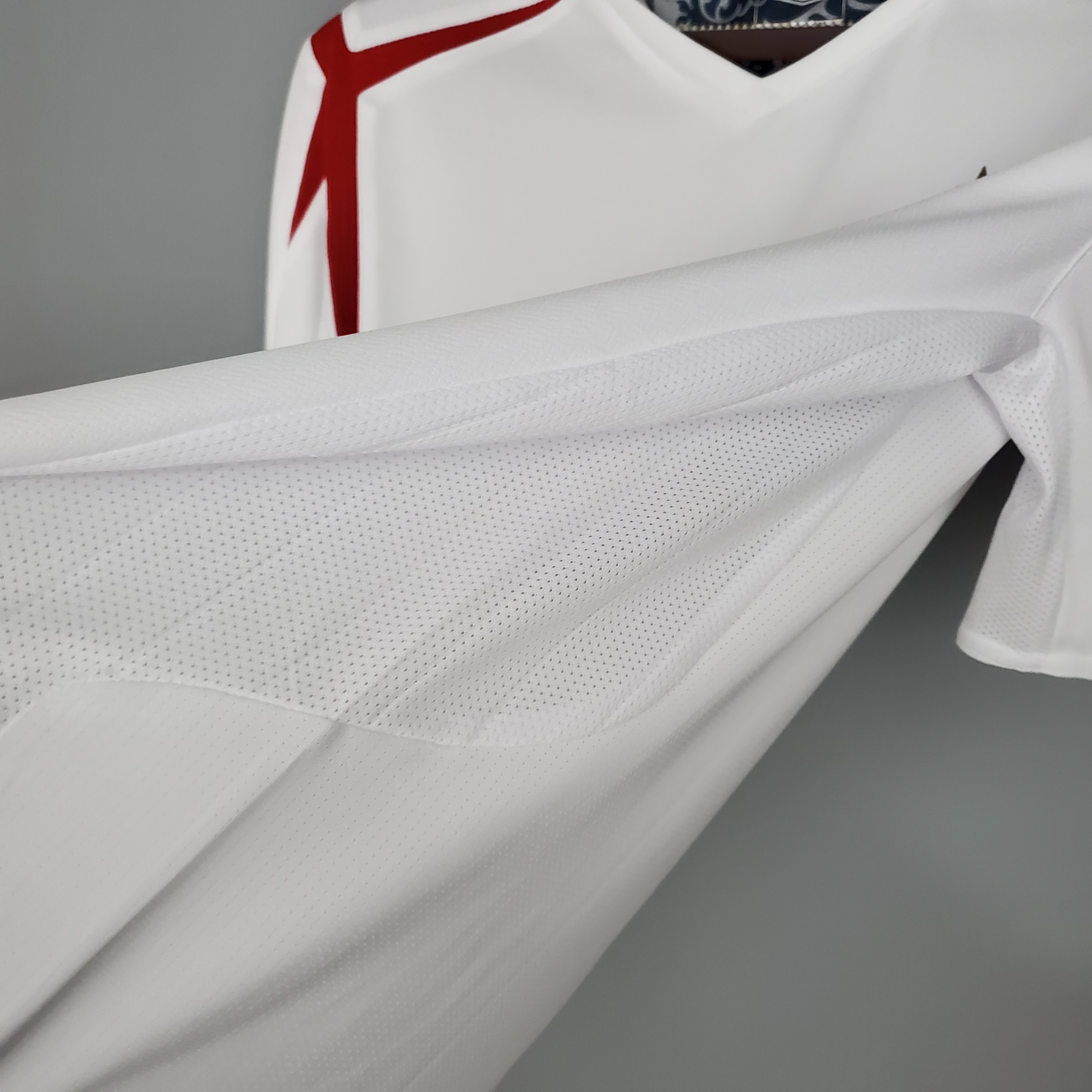 AlphaJersey-Retro England 2006 Home Stadium Jersey