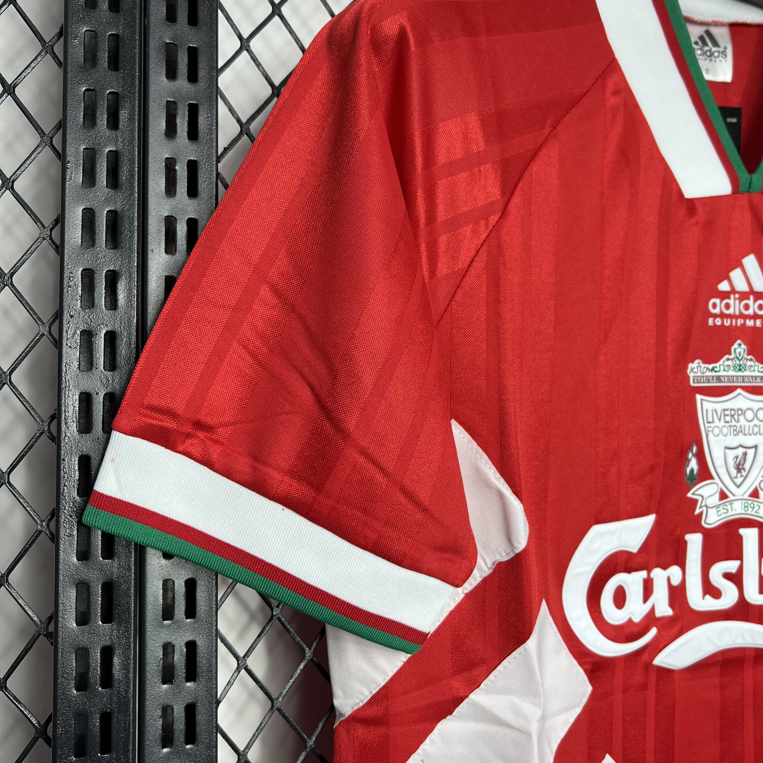 AlphaJersey-Retro Liver.pool 1993-95 Home Stadium Jersey