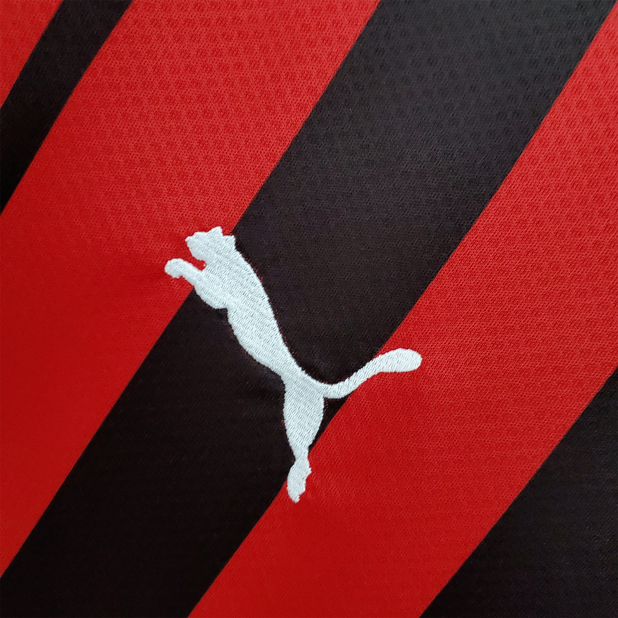 AlphaJersey-Retro AC Milan 2021-22 Home Stadium Jersey