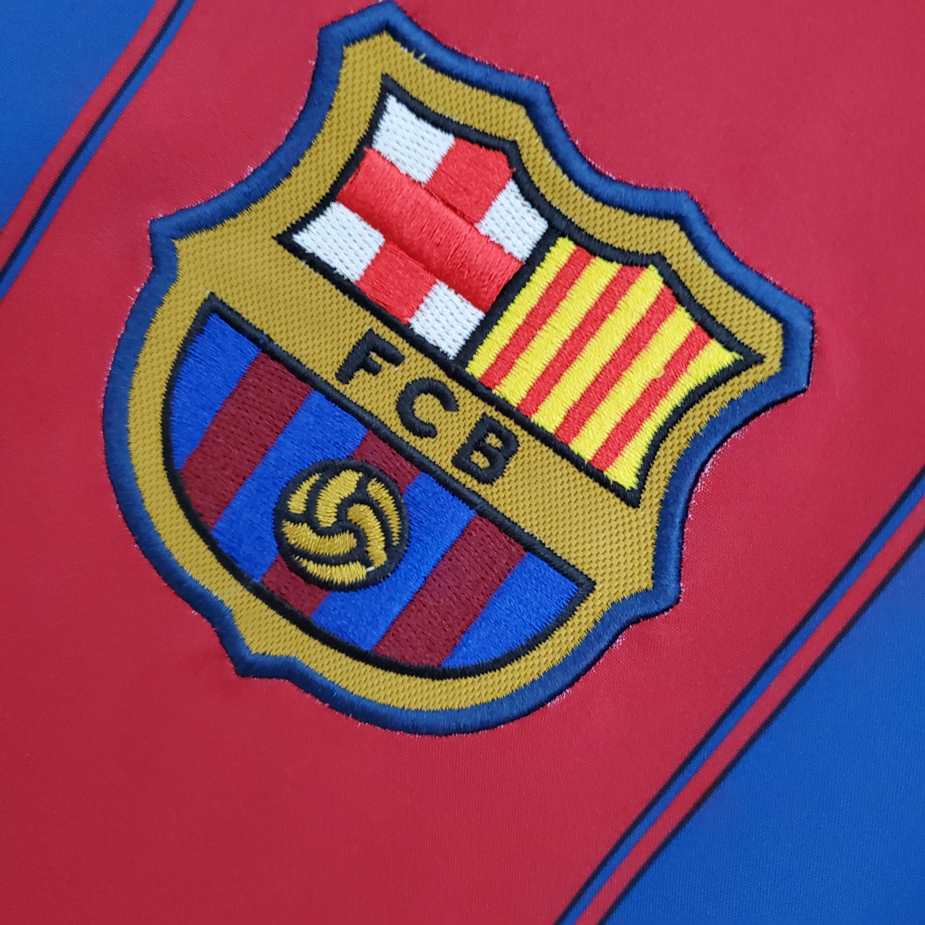 AlphaJersey-Retro Barcelona 03-04 Home Stadium Jersey