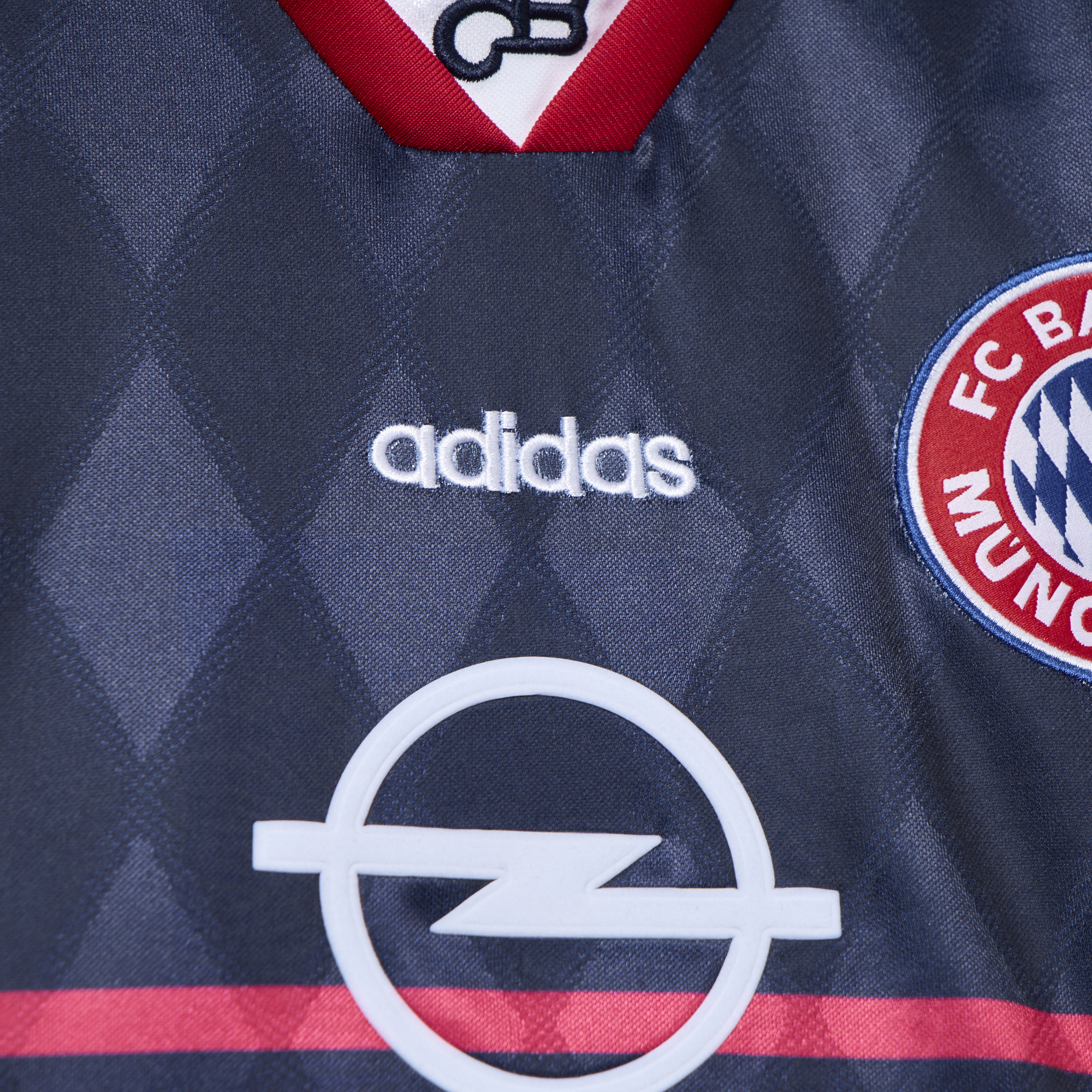 AlphaJersey-Retro Bayern Munich 1997-99 Home Stadium Jersey